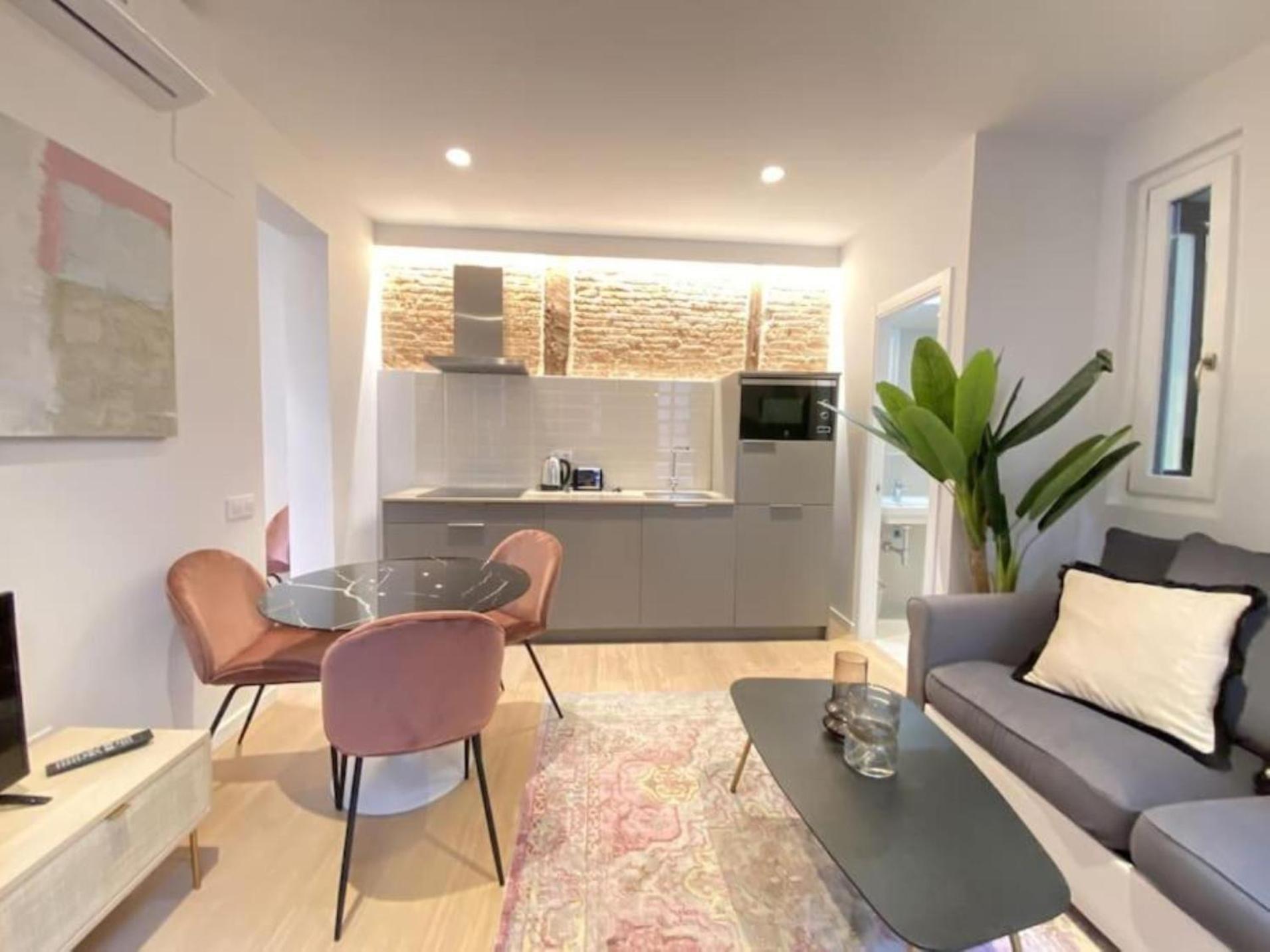 La Latina Hub Perfect Location Mad Madrid