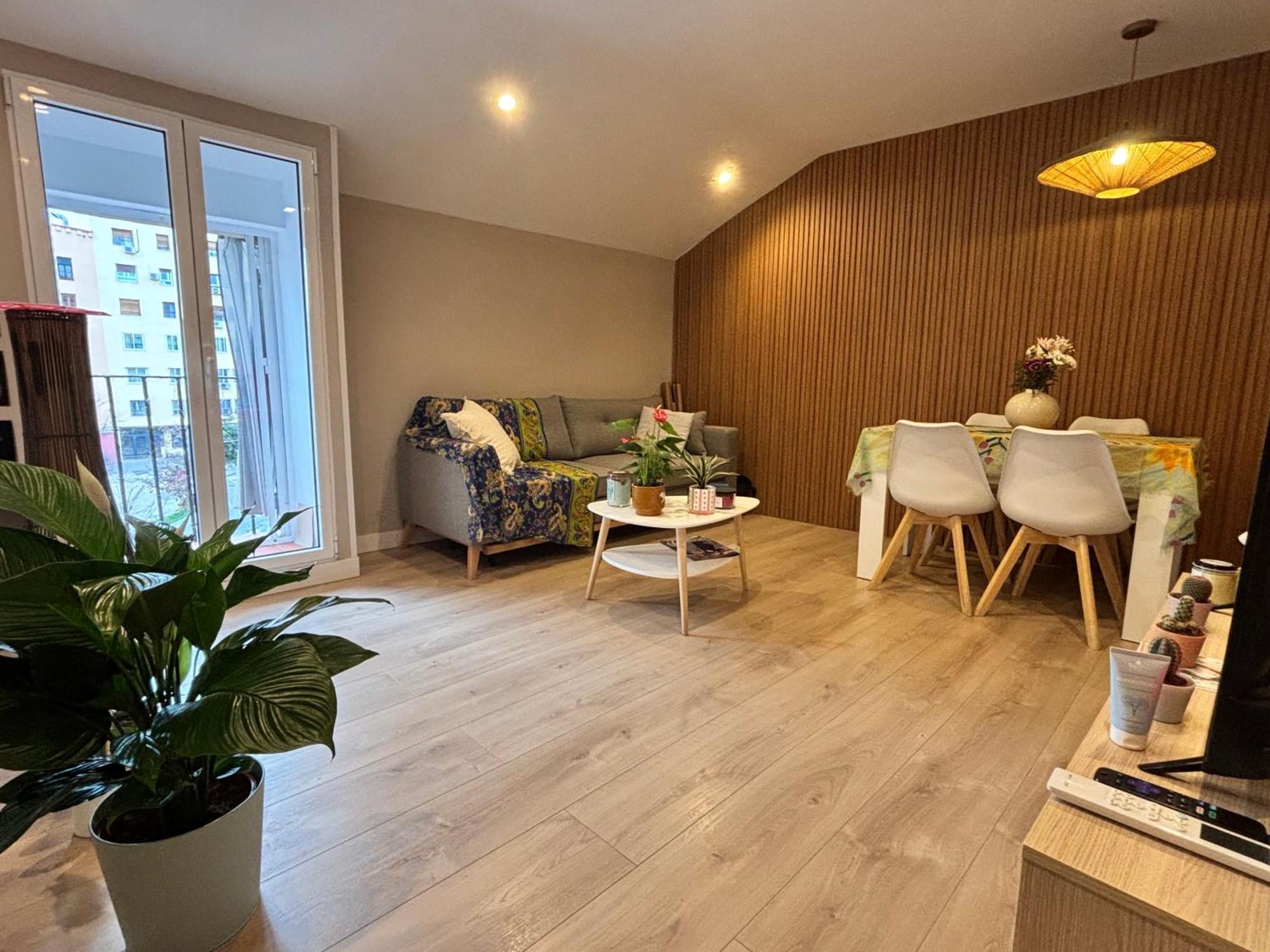 Apartamento Charming, Bright & *