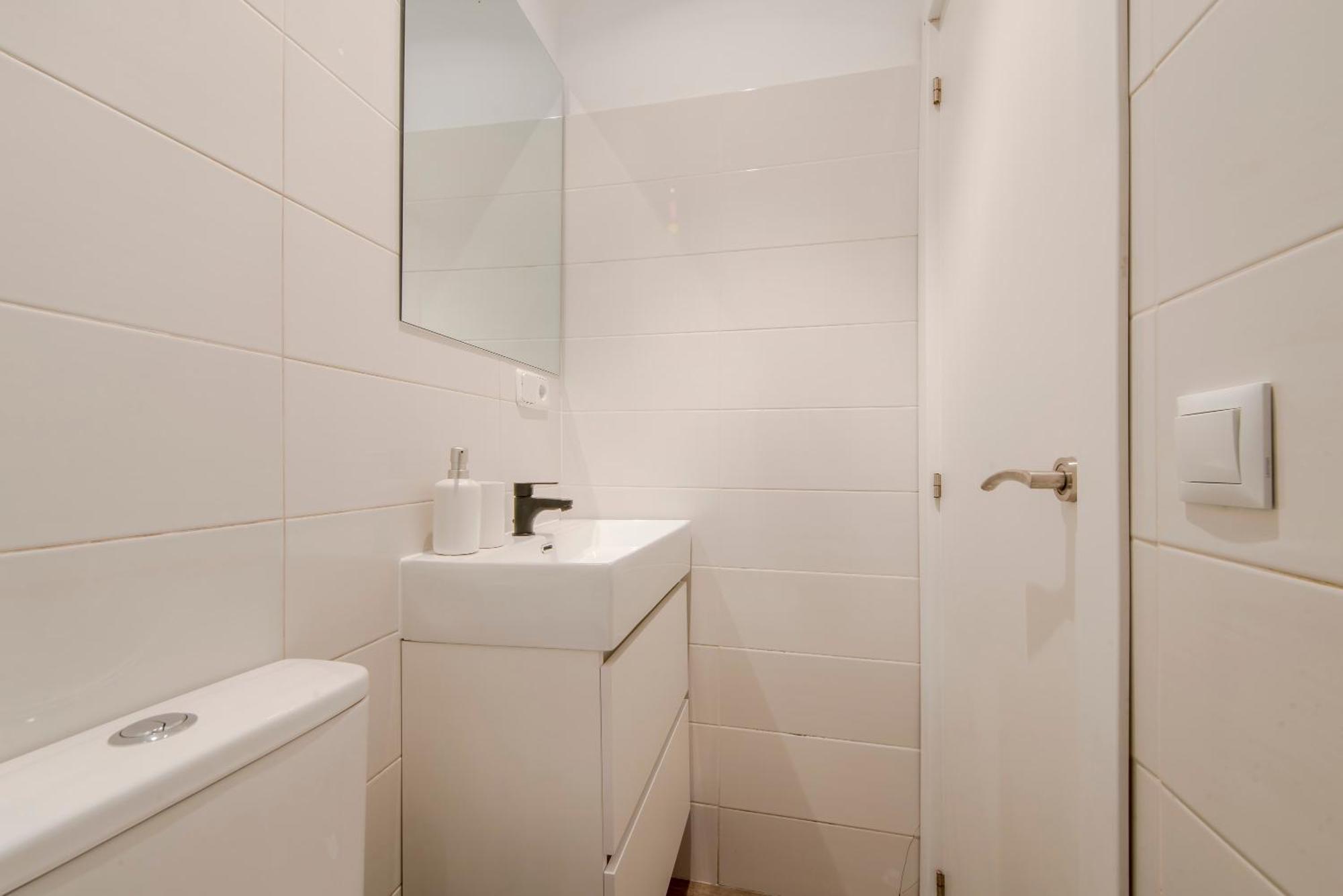 Cute & Cozy In Retiro Apartamento