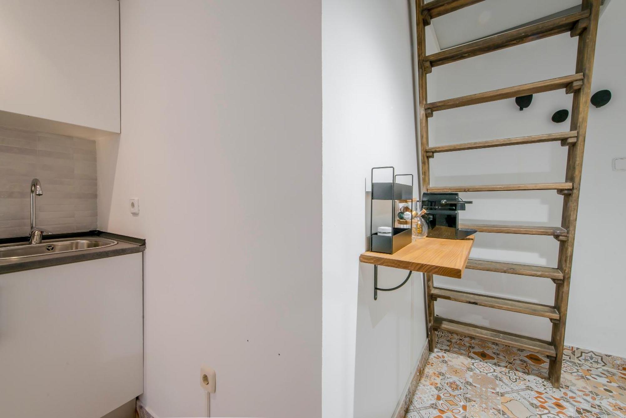 Cute & Cozy In Retiro Apartamento