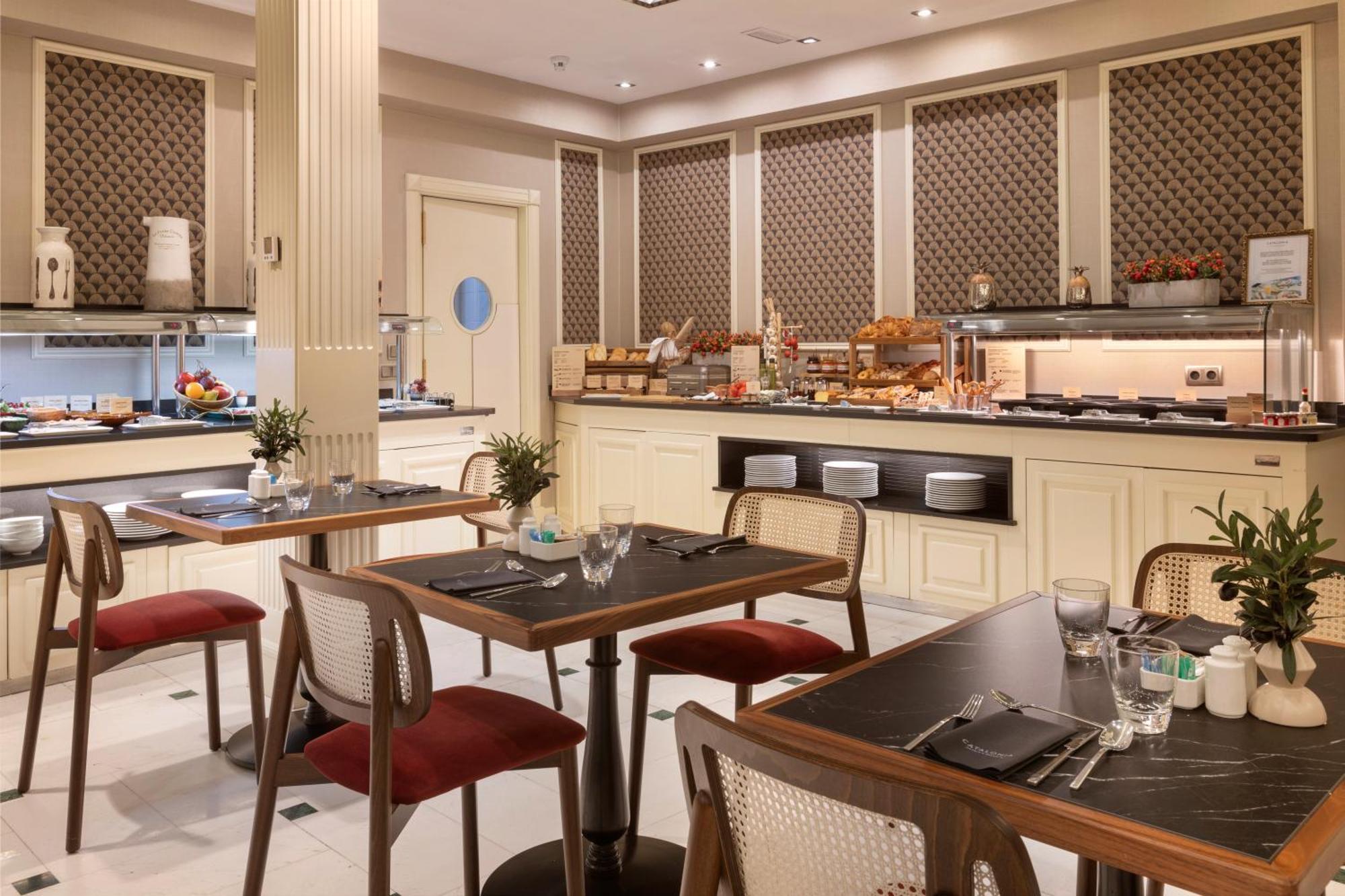 Hotel Catalonia Cortes