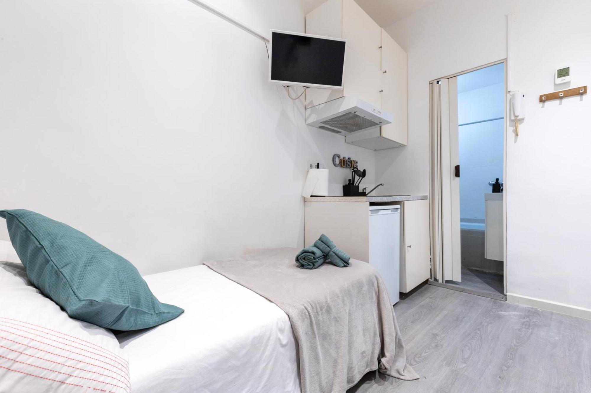 Petit Estudio En , Centro, 2 Pax, Wi-fi & Tv Apartment