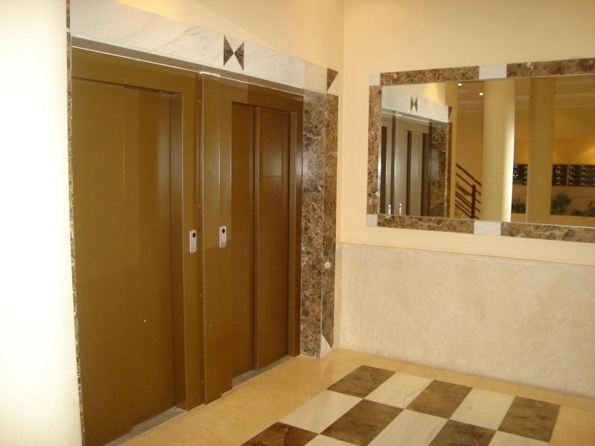 Aeropuerto Ifema 1 Apartamento *