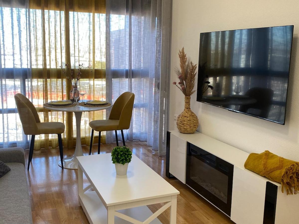 Apartamento Aeropuerto Ifema 1 *