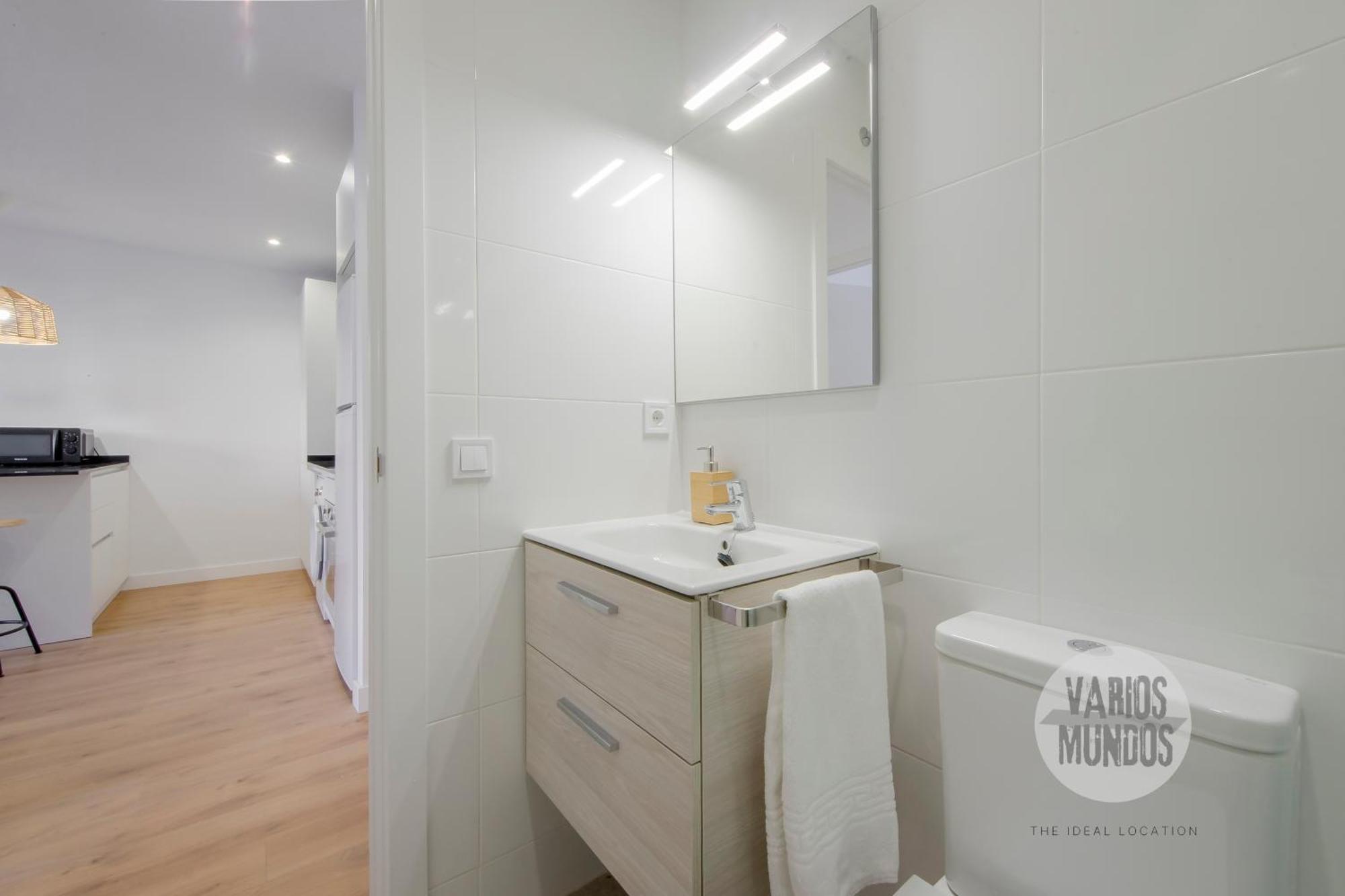 Apartment Descanso Con Parking 4, Vive La Latina
