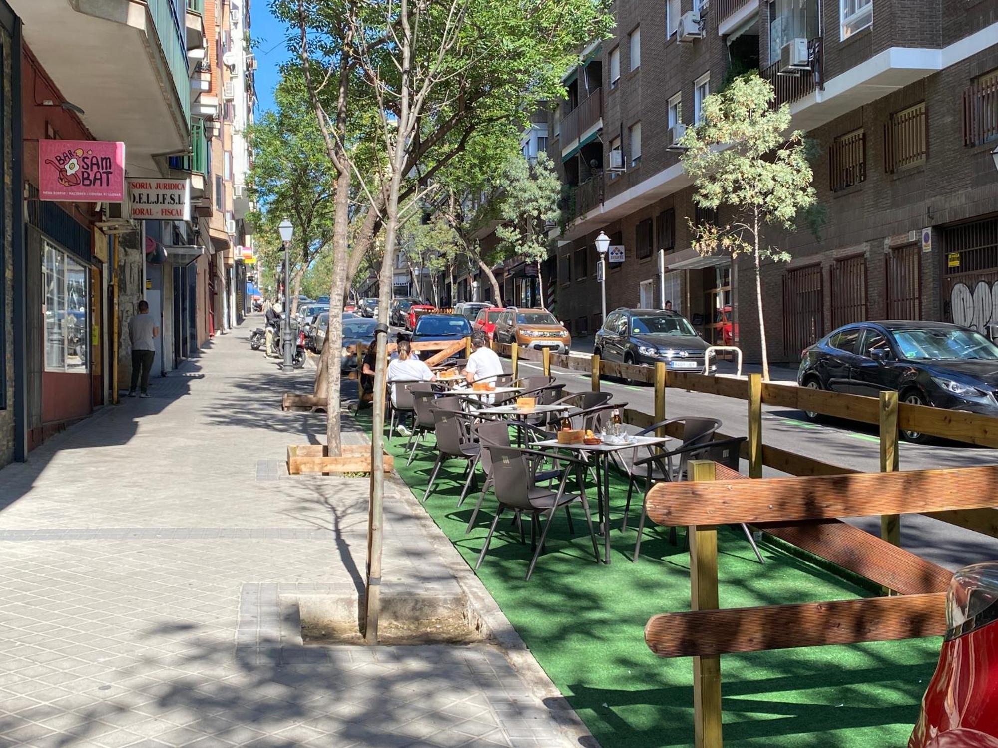 Comoda Doble Cerca De Lugares Emblematicos De Habitación en casa particular Madrid