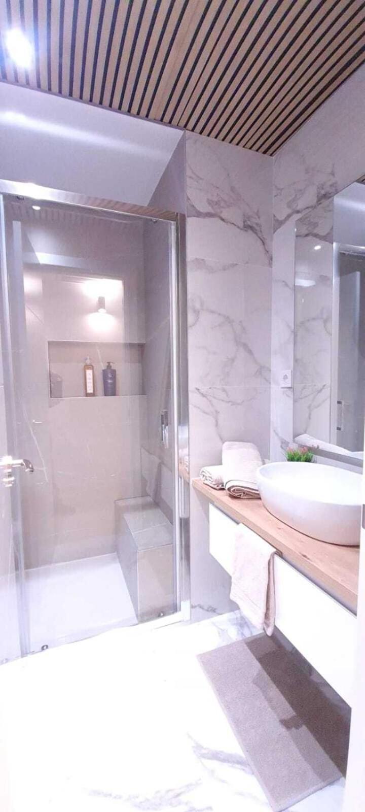 Suits Recien Reformadas Marques De Vadillo Apartamento Madrid