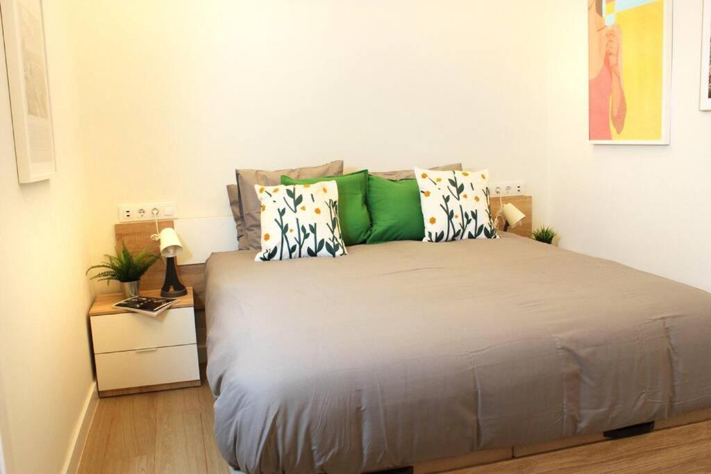 Oasis Urbano En El Corazon Financiero / Castellana Apartamento