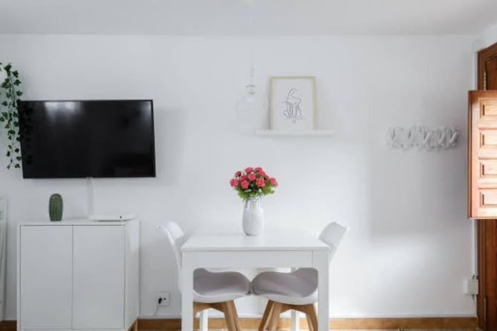 Cozy Apartmento In Lavapies-sal34 *