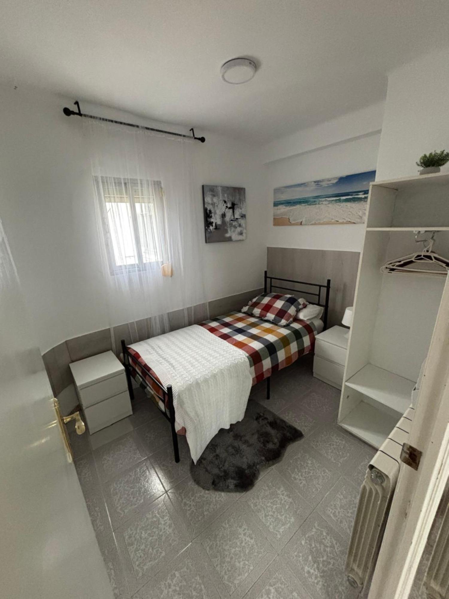 Apartamento Ifema, Dehesa De La Villa, Plaza Castilla, Ciudad Universitaria, Hospitales La Paz, Cuatro Caminos