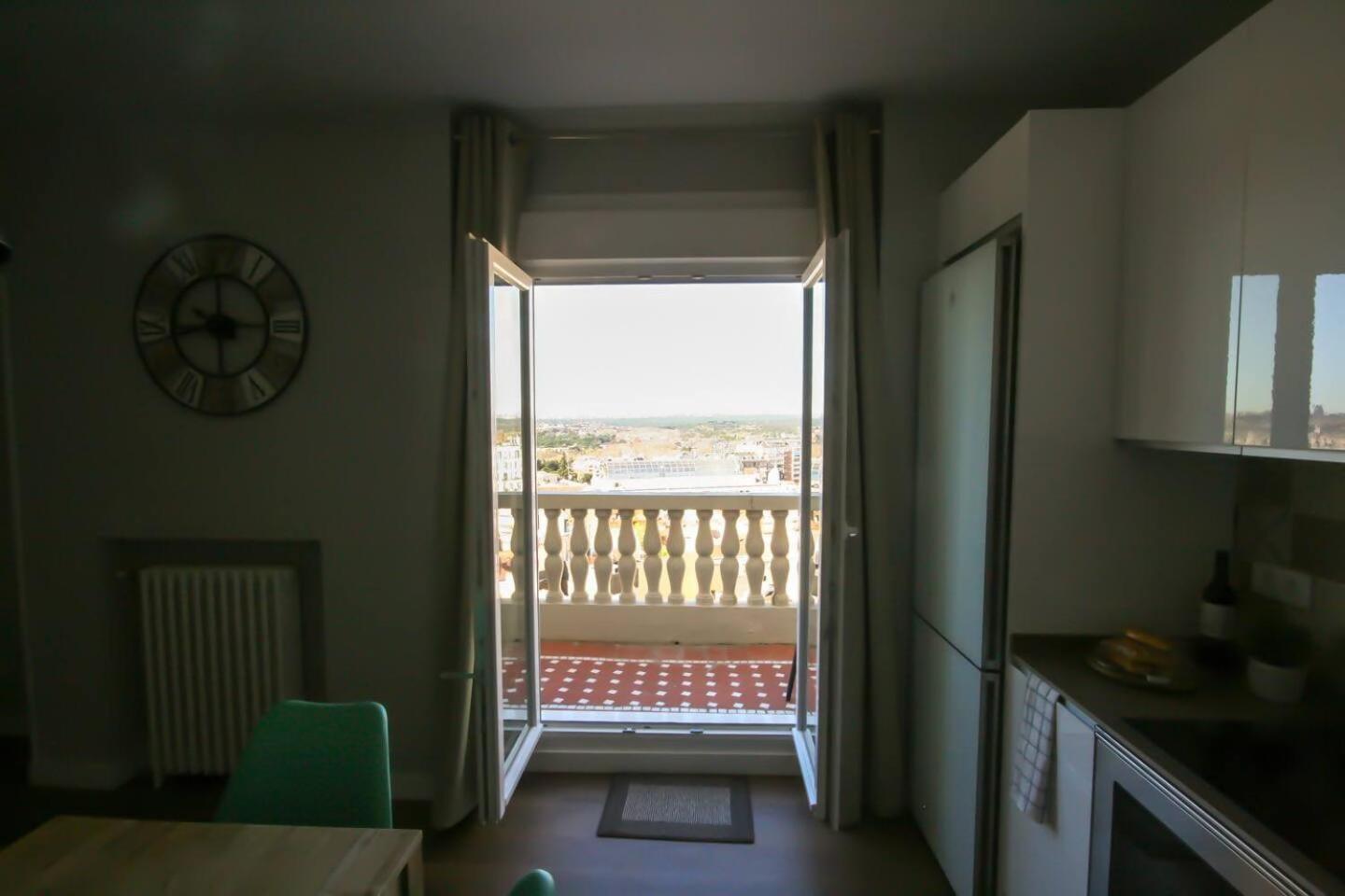 Con Terraza Al Palacio Real Apartamento Madrid