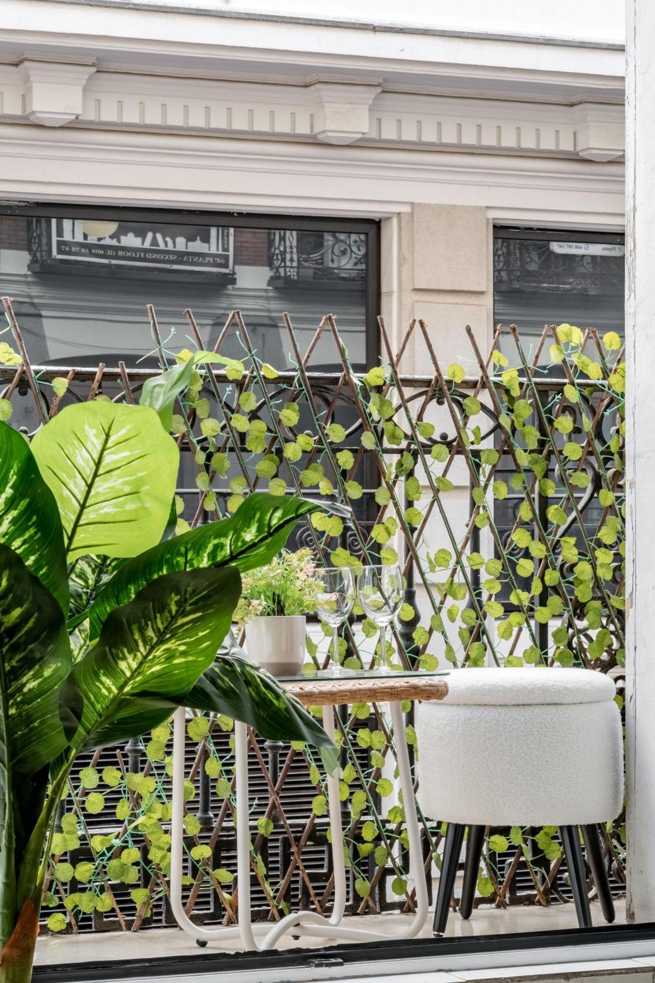Charming Gran Via Apartment *