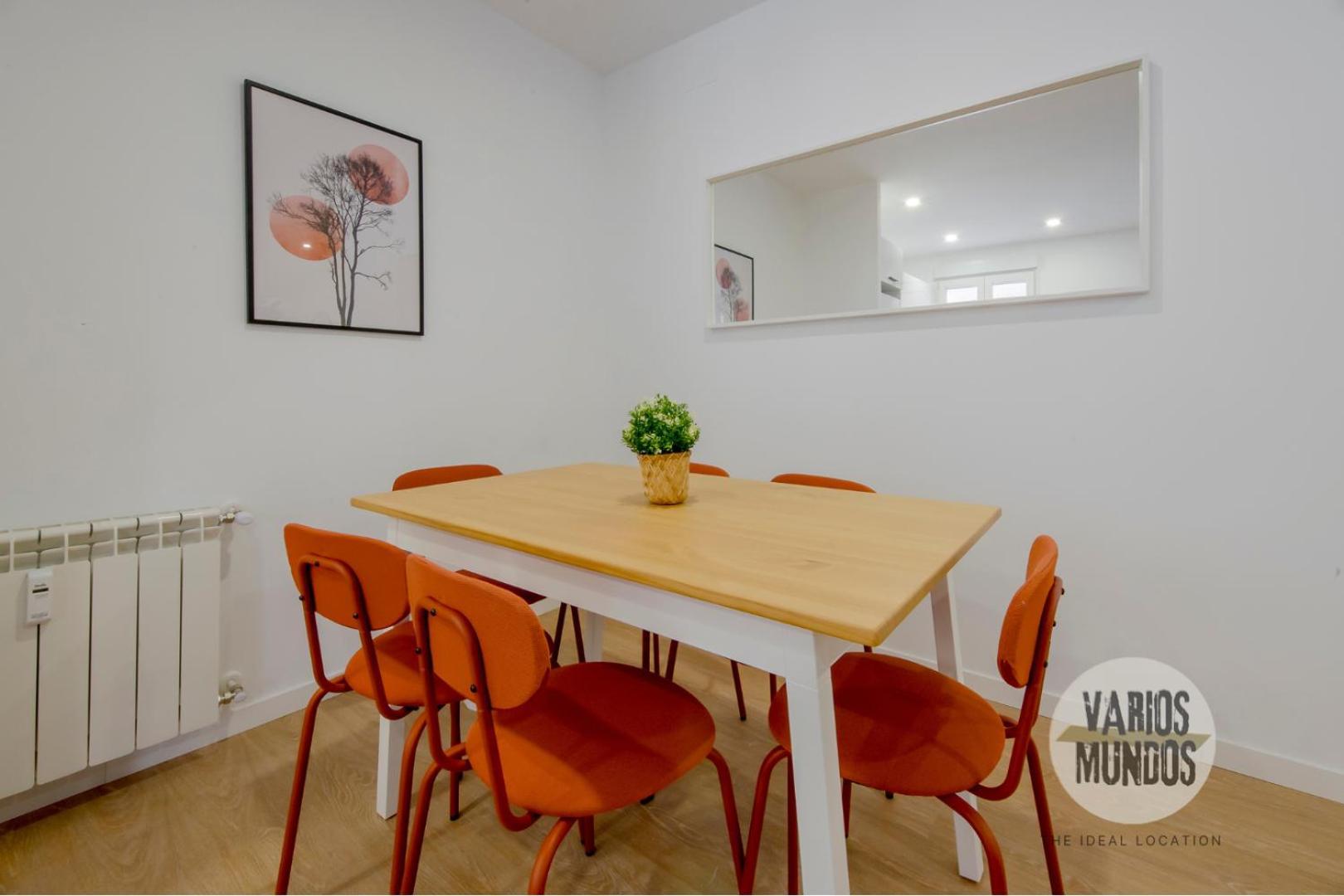 Escapada Con Parking 3, Vive La Latina Apartment