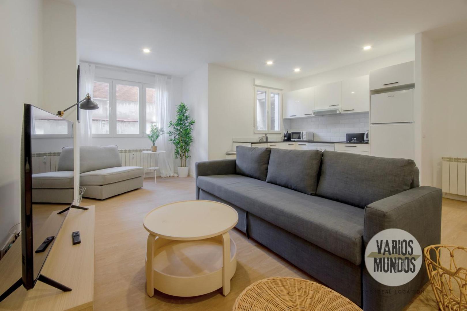 Escapada Con Parking 3, Vive La Latina Apartment *