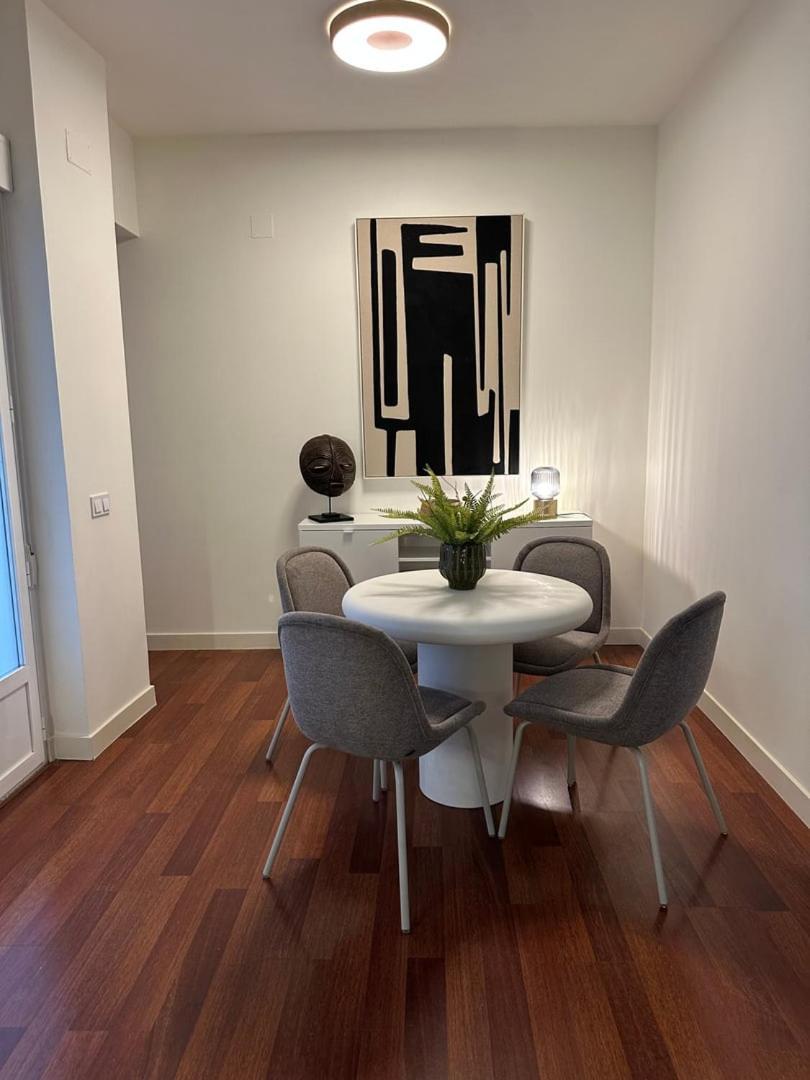 Apartamento Stylish & Cozy 1br Steps From Royal Palace | By Airnest