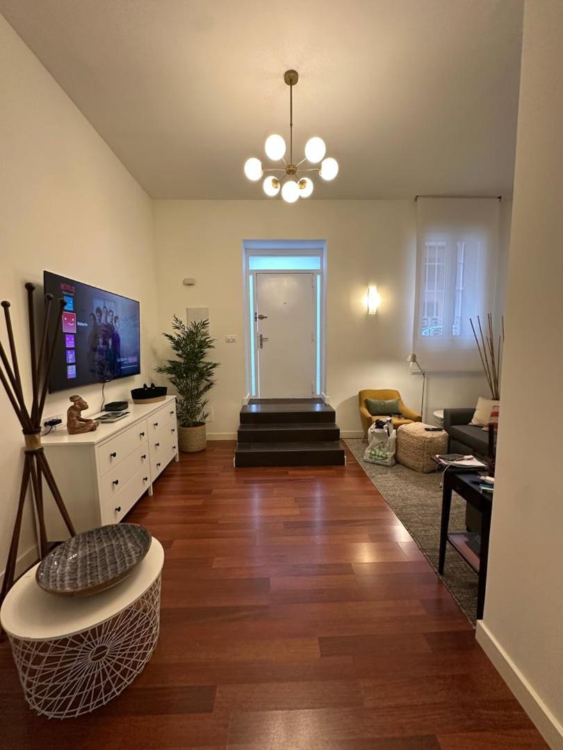 Apartamento Stylish & Cozy 1br Steps From Royal Palace | By Airnest Madrid
