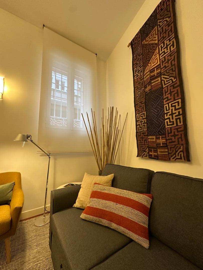 Stylish & Cozy 1br Steps From Royal Palace | By Airnest Madrid