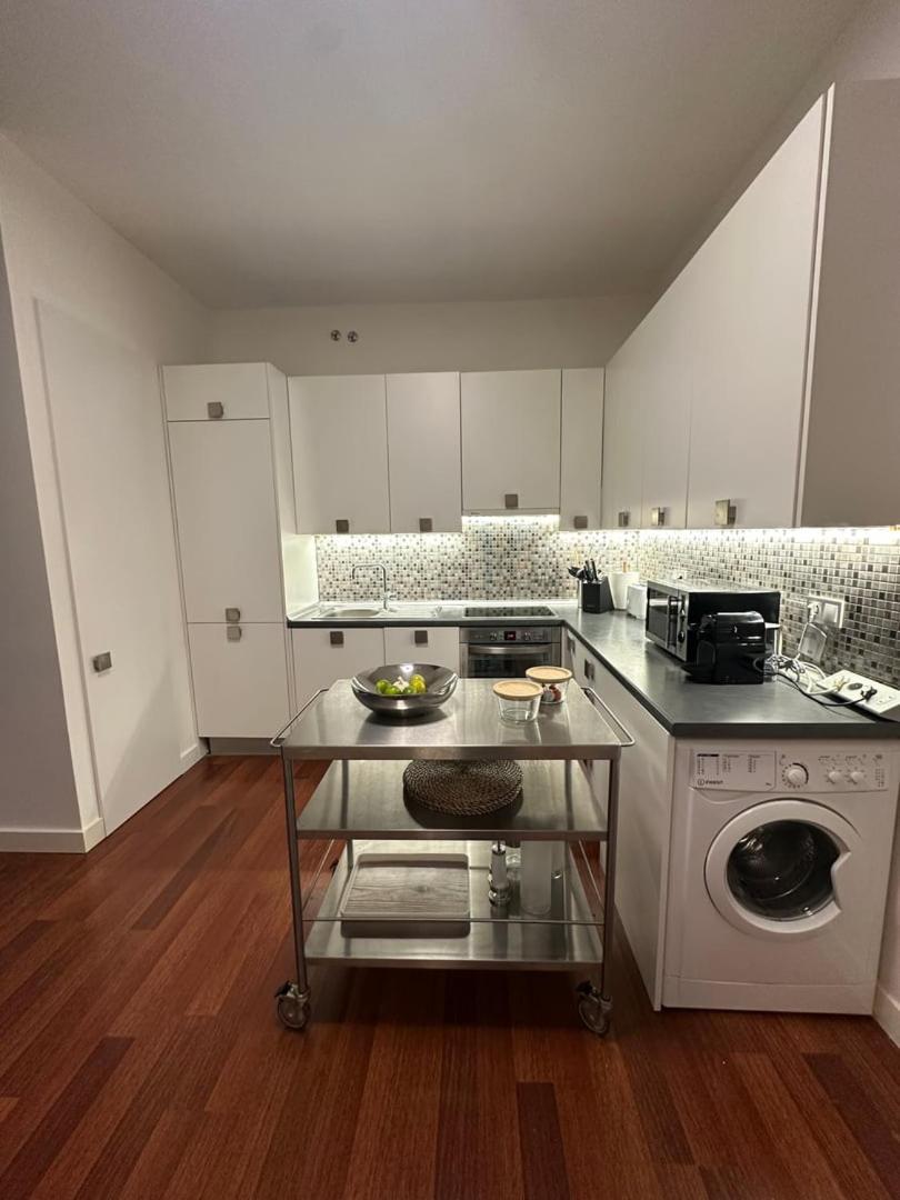 Stylish & Cozy 1br Steps From Royal Palace | By Airnest