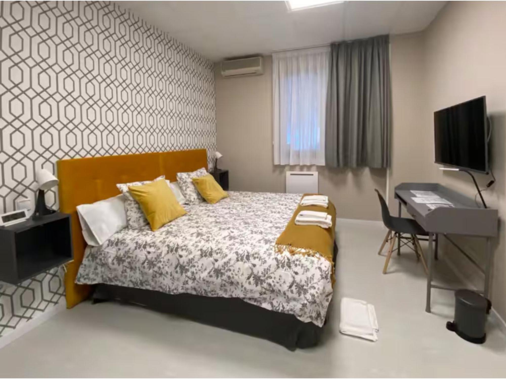 Pensión Comfortable For 2 People - 1 *