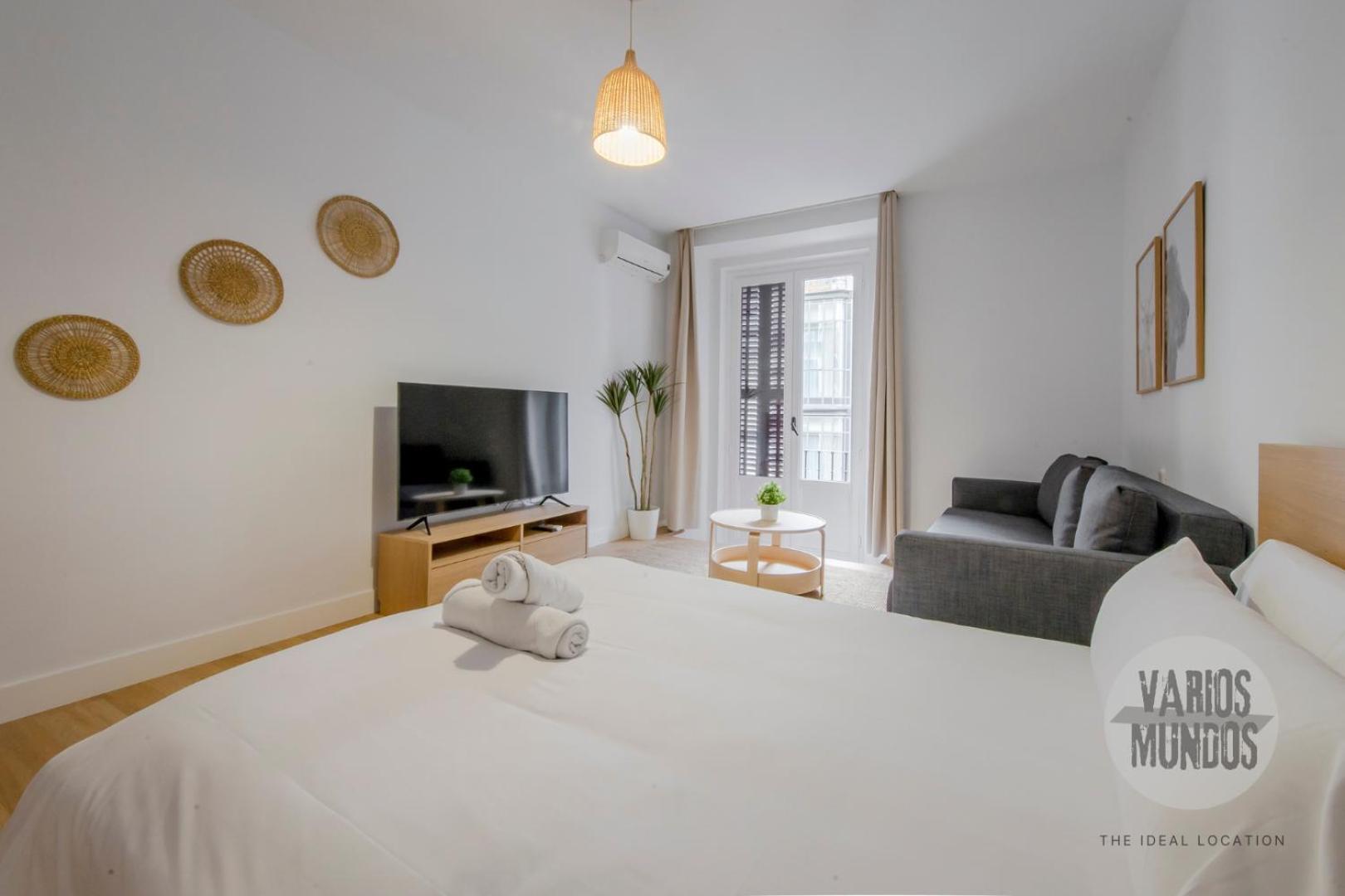 Apartamento Tu Balcon En 3, Carretas 25 *