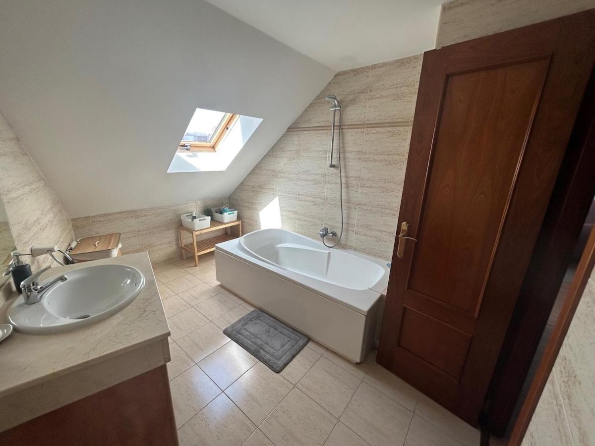 Spacious And Bright Penthouse With Terrace * Madrid