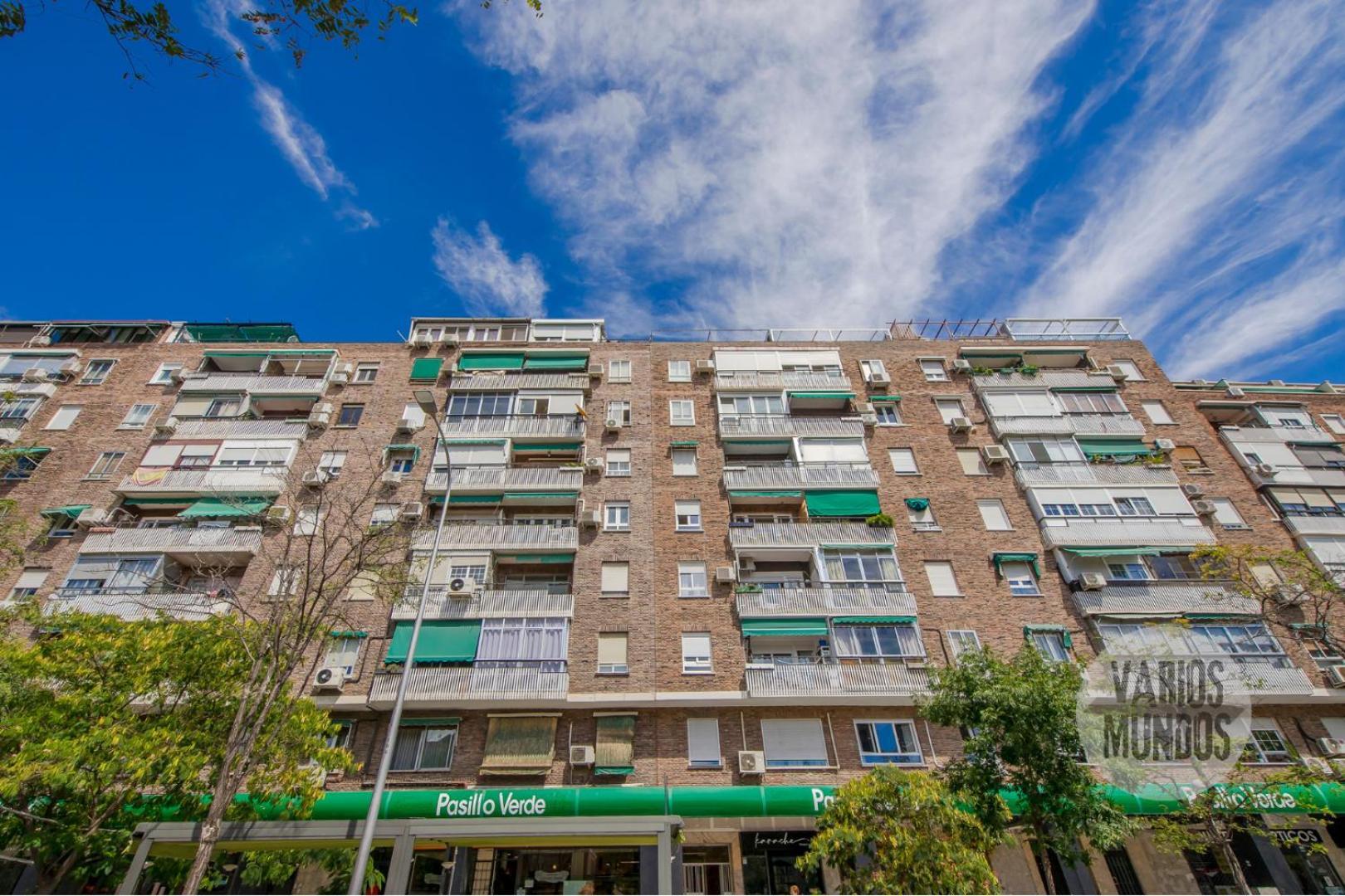 Con Parking 4, Vive La Latina Madrid