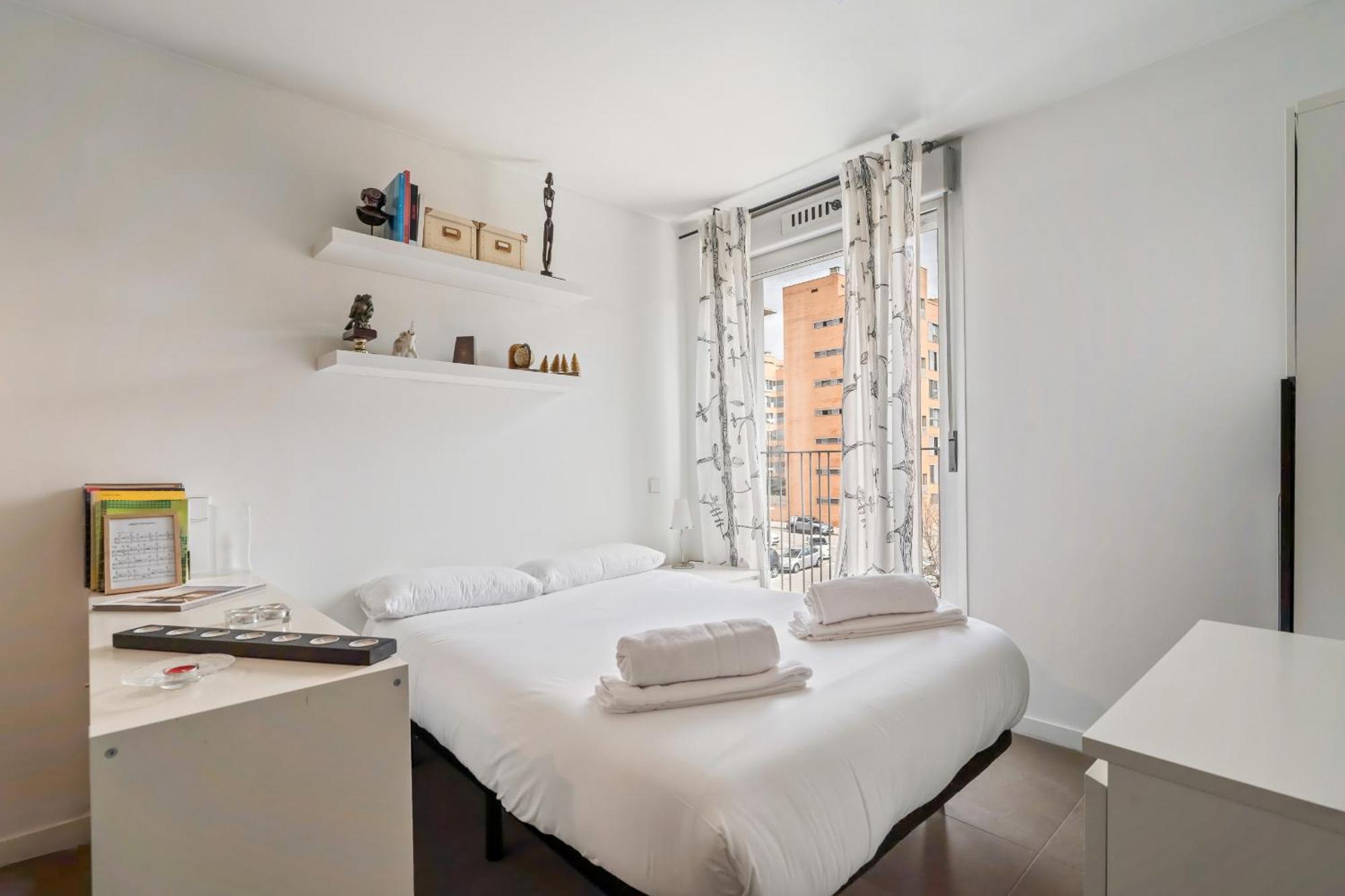 Apartamento En Tablas Con Garaje Y Piscina Alquiler Temporal Madrid