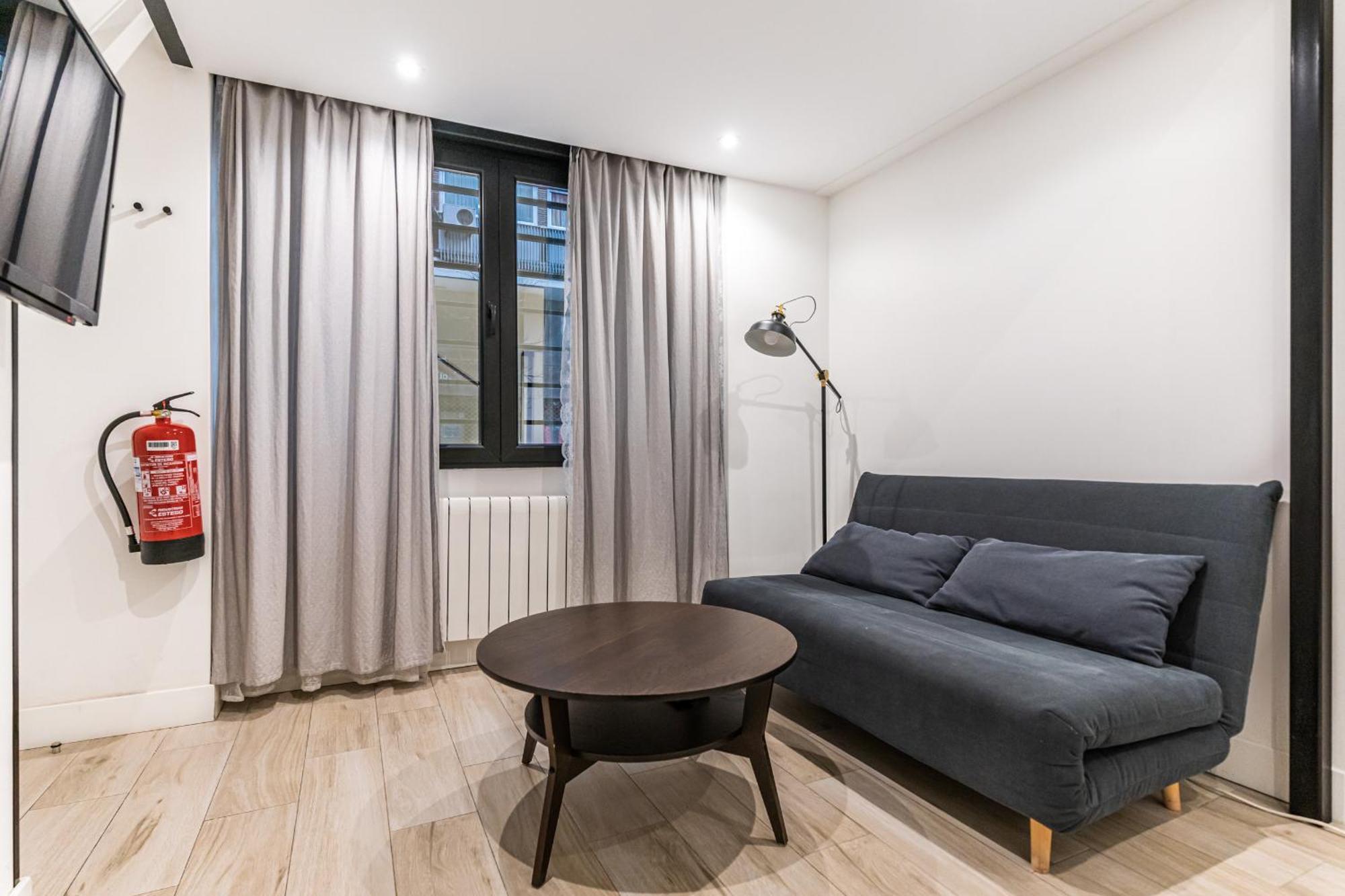 Cc Atocha Apartamento