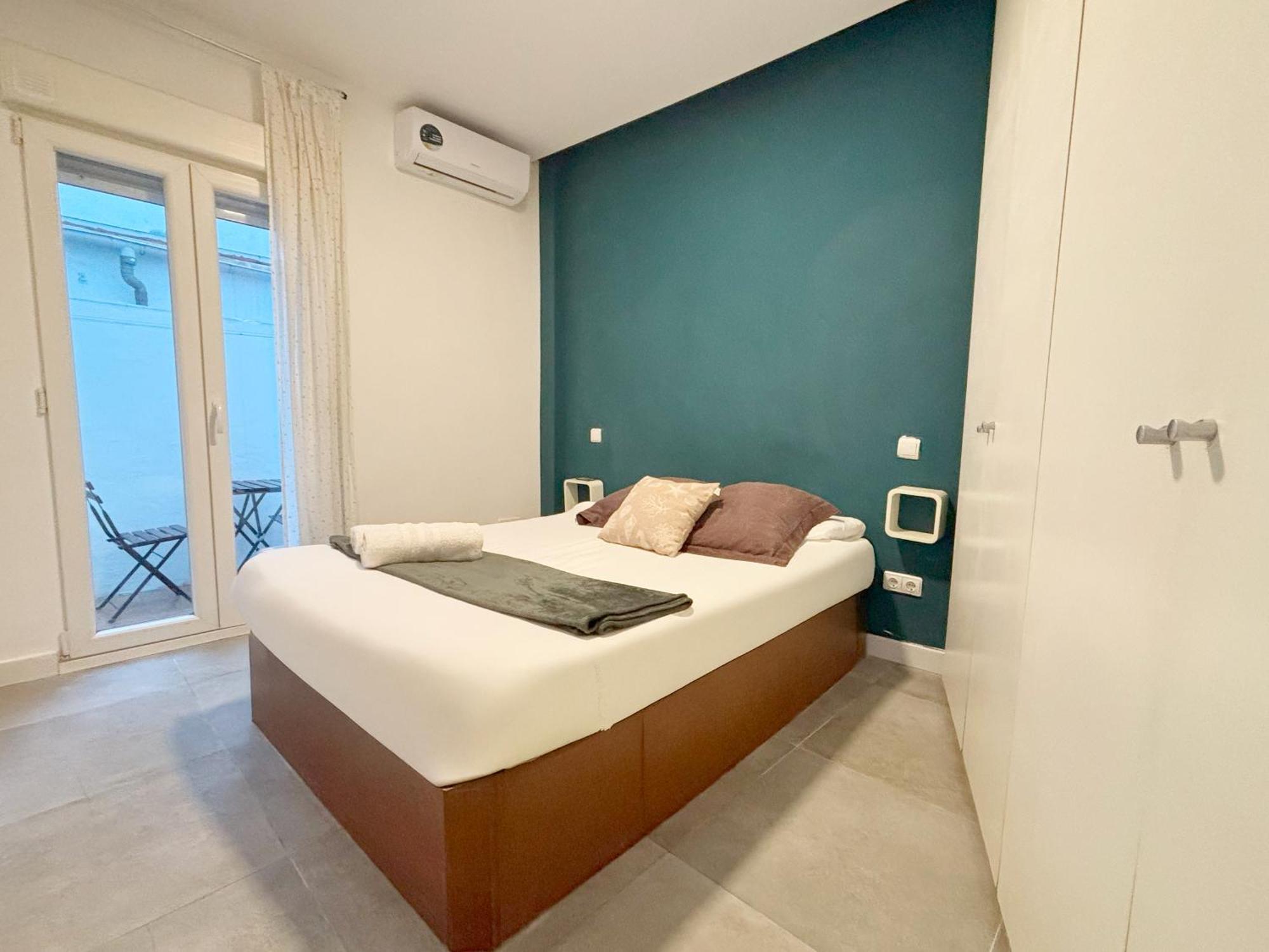 Bright, With A Patio And A Good Area Apartamento Madrid