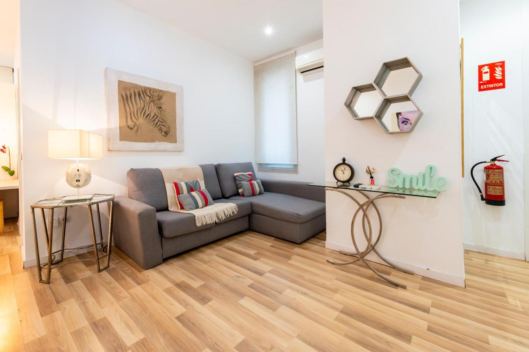 New Design Puerta Del Sol Pre10a Apartamento *