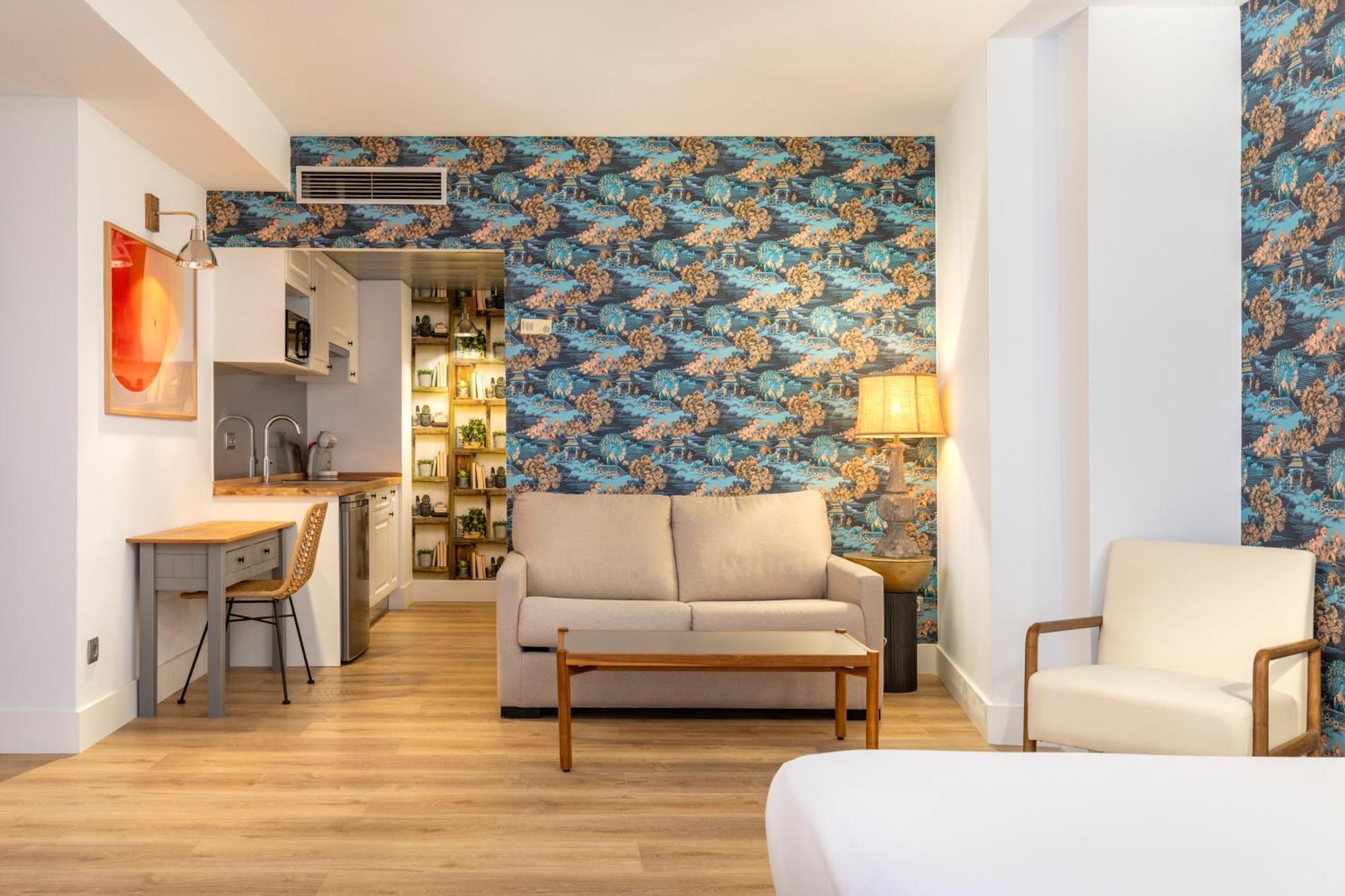 Ha Aparthotel Retiro Suites Pensión