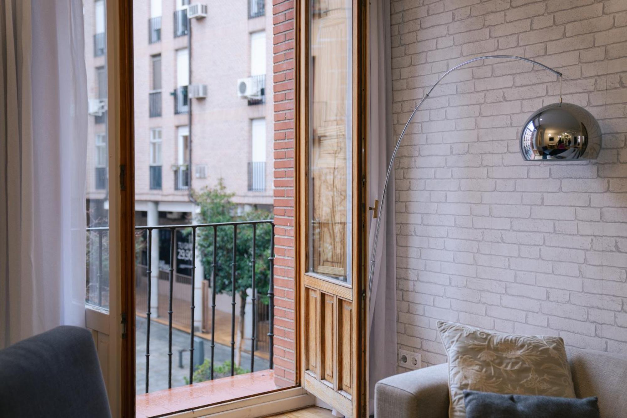 Palacio Plaza Conde Miranda Apartamento Madrid