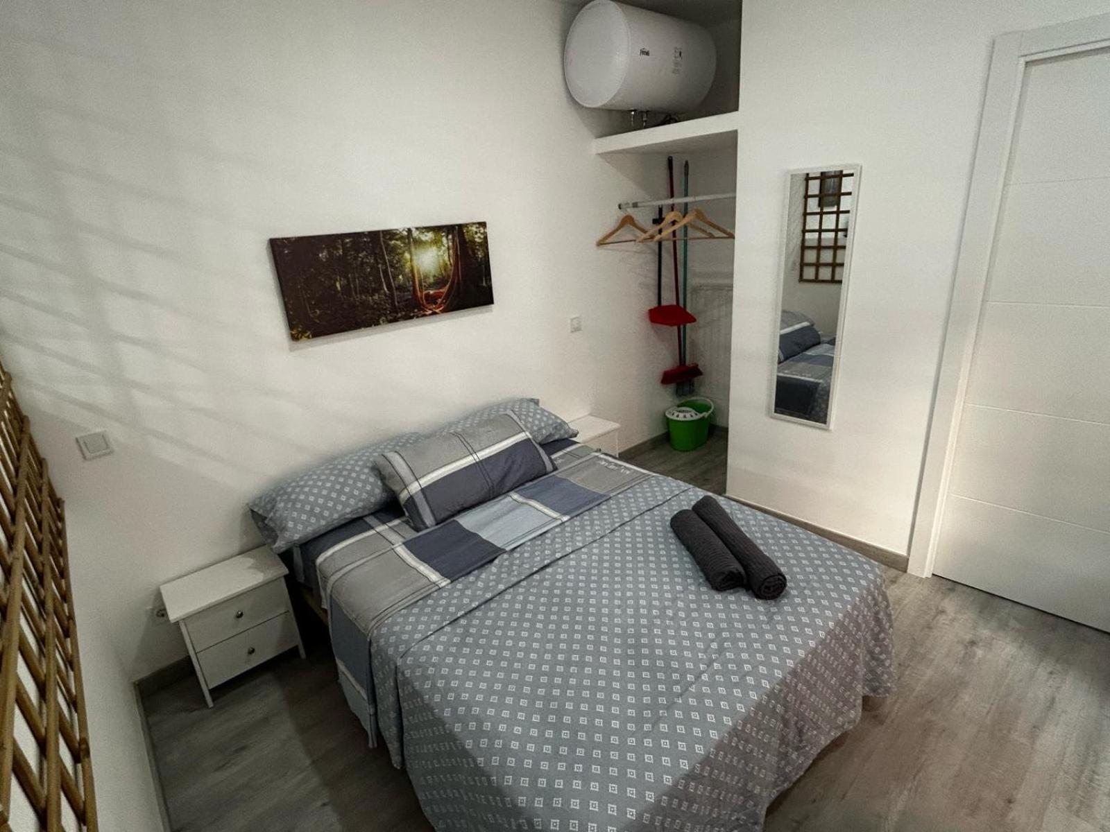 Estudio Con Bano Privado En El Centro De Apartamento Madrid