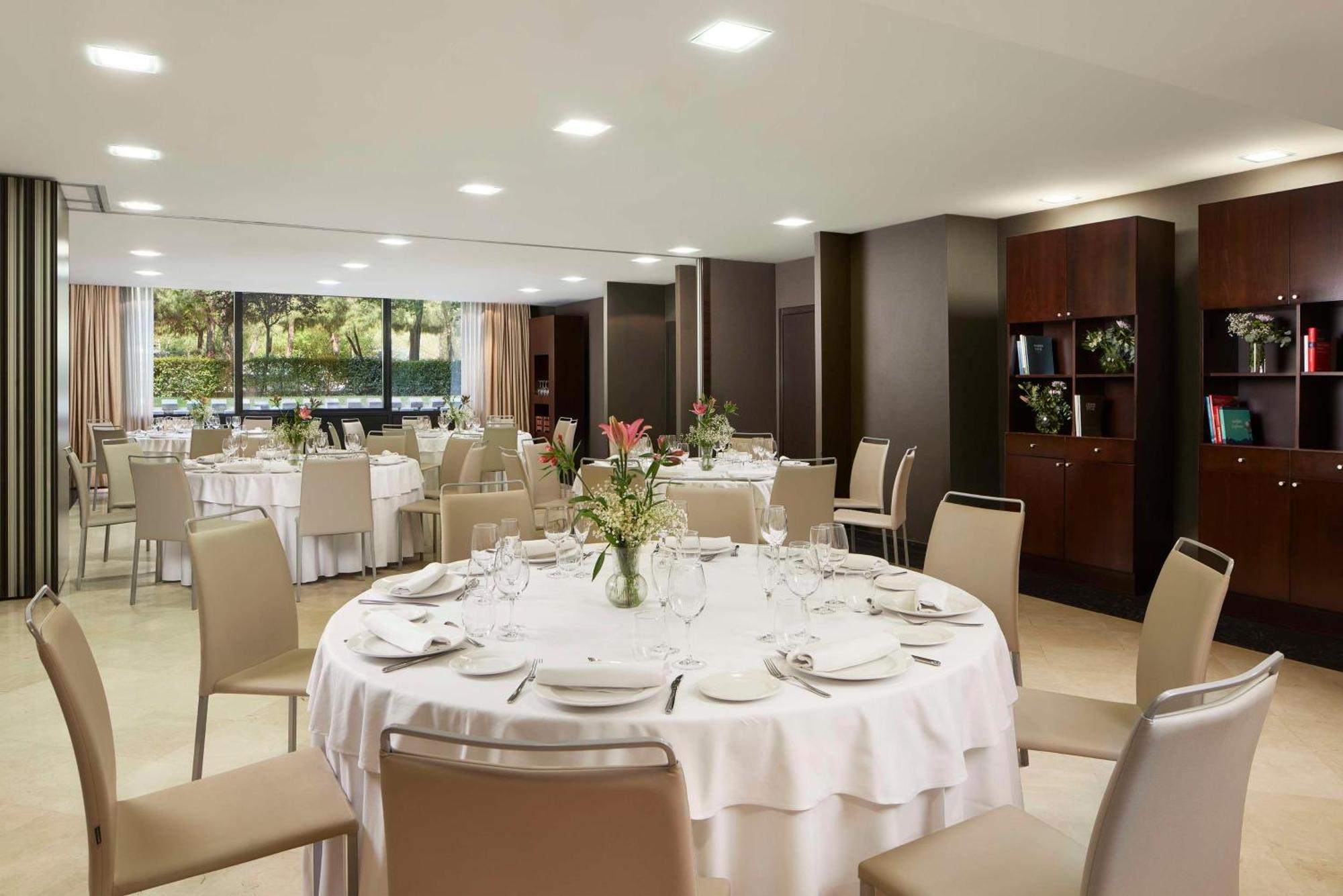 Hotel Nh Ribera Del Manzanares 4*