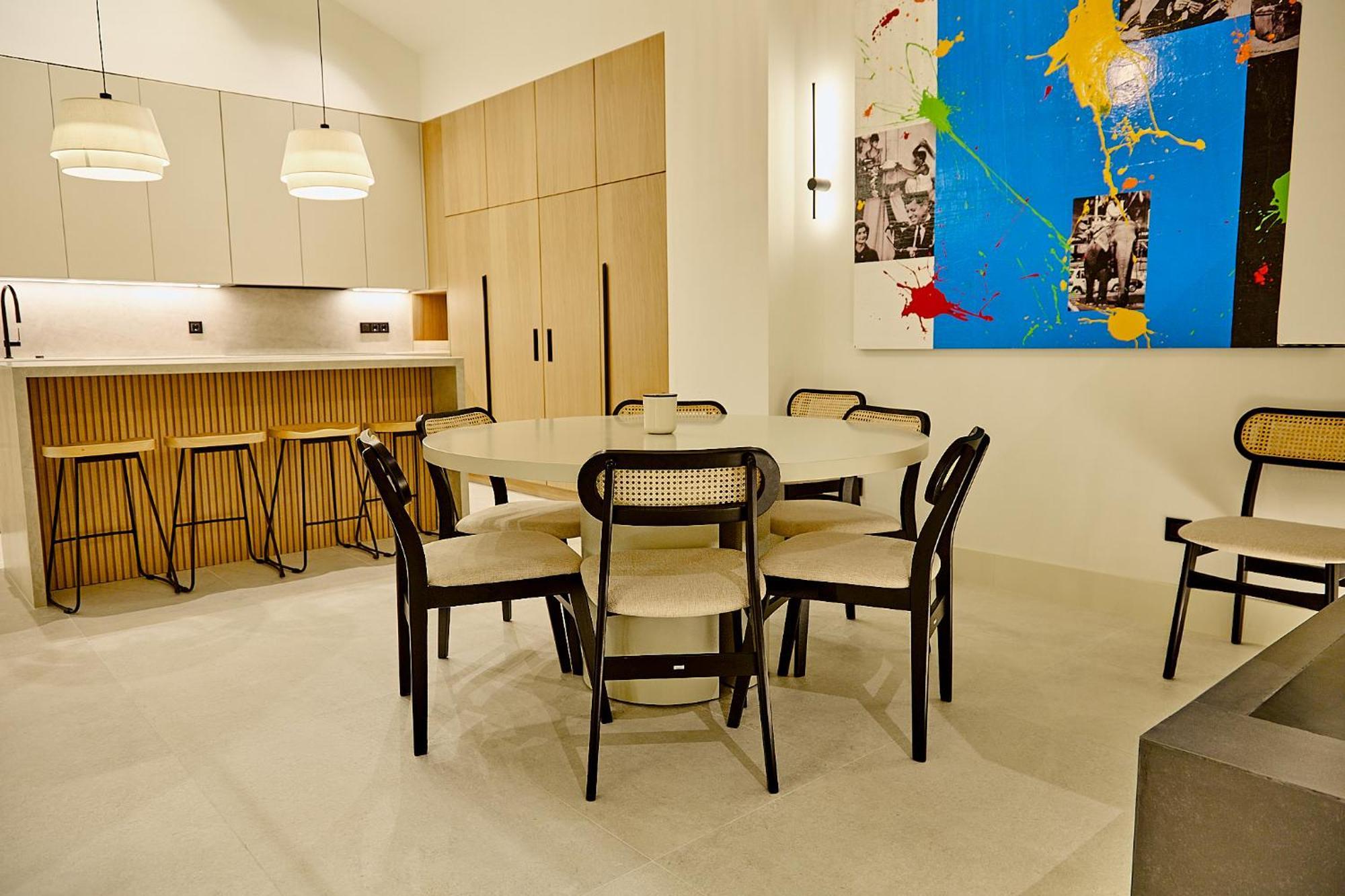 Espectacular Casa 9 Pax Bernabeu