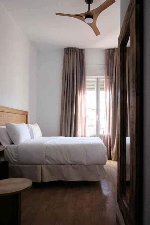 Luthia Puerta Del Sol Hotel Madrid