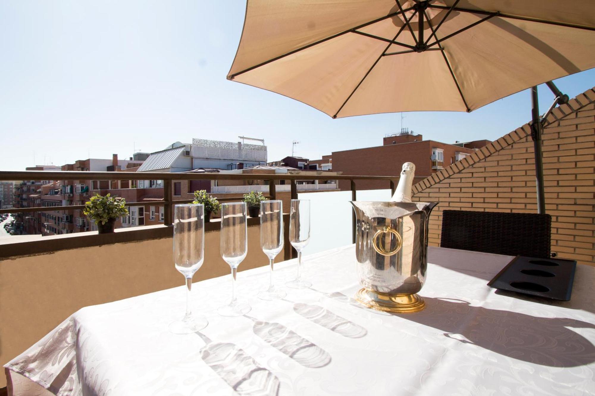 Apartamento Adelfas *