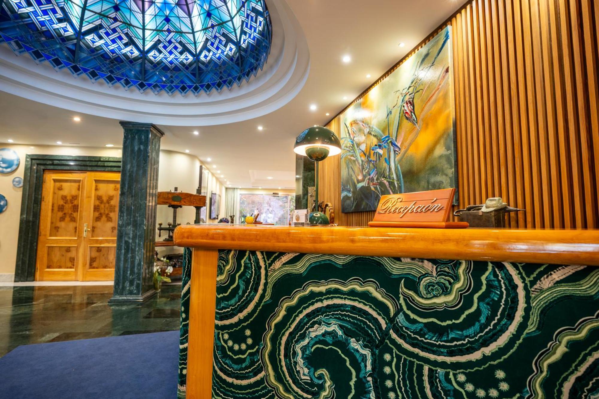 Sancho Hotel 3*