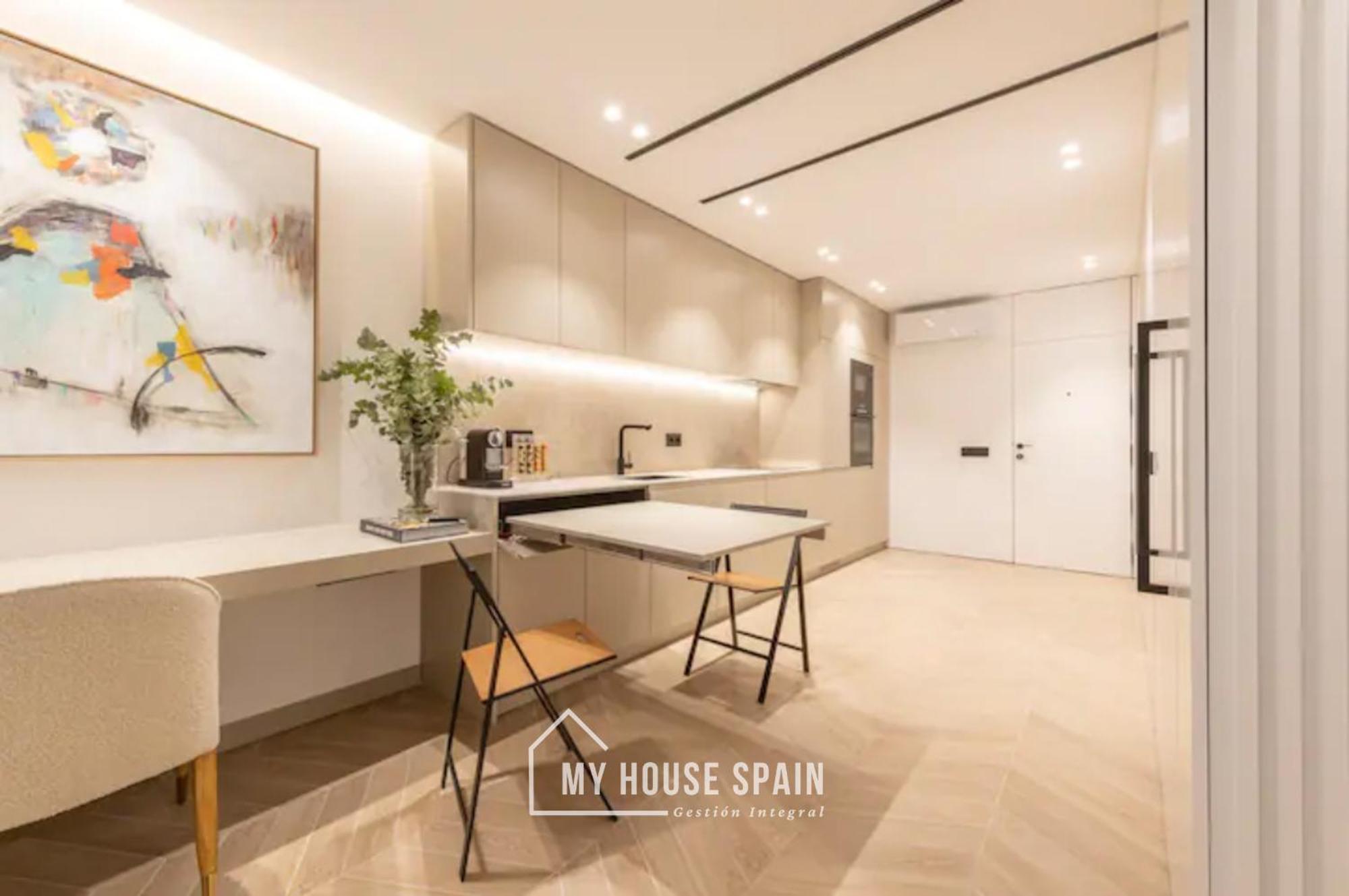 Myhousespain - Luminoso Piso En Chamberi Apartamento *