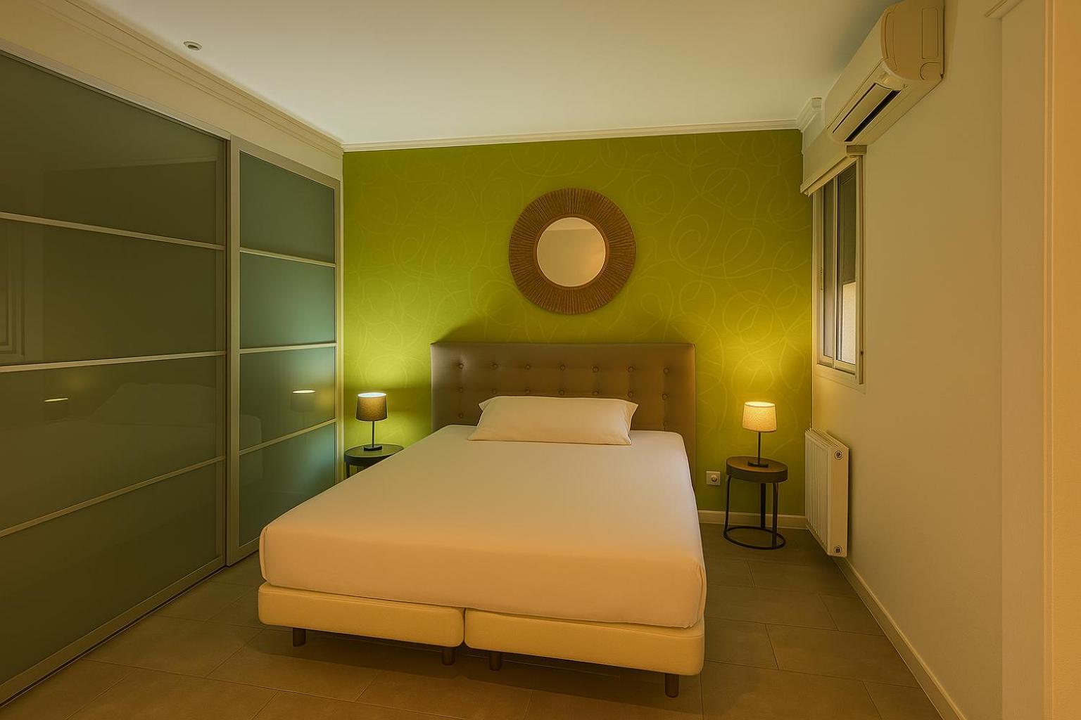 Pensión Six Plaza Mayor 4*