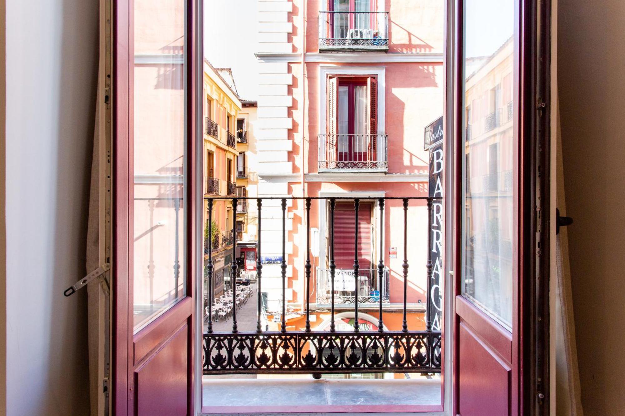 2- Hotel-style Duplex In Puerta Del Sol - & Cozy Apartamento Madrid