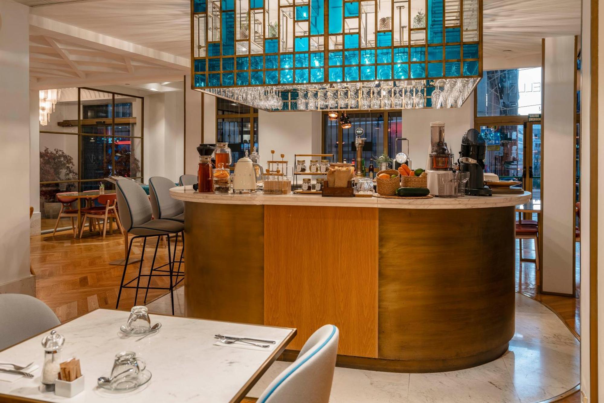 Hotel Vincci Centrum 4*