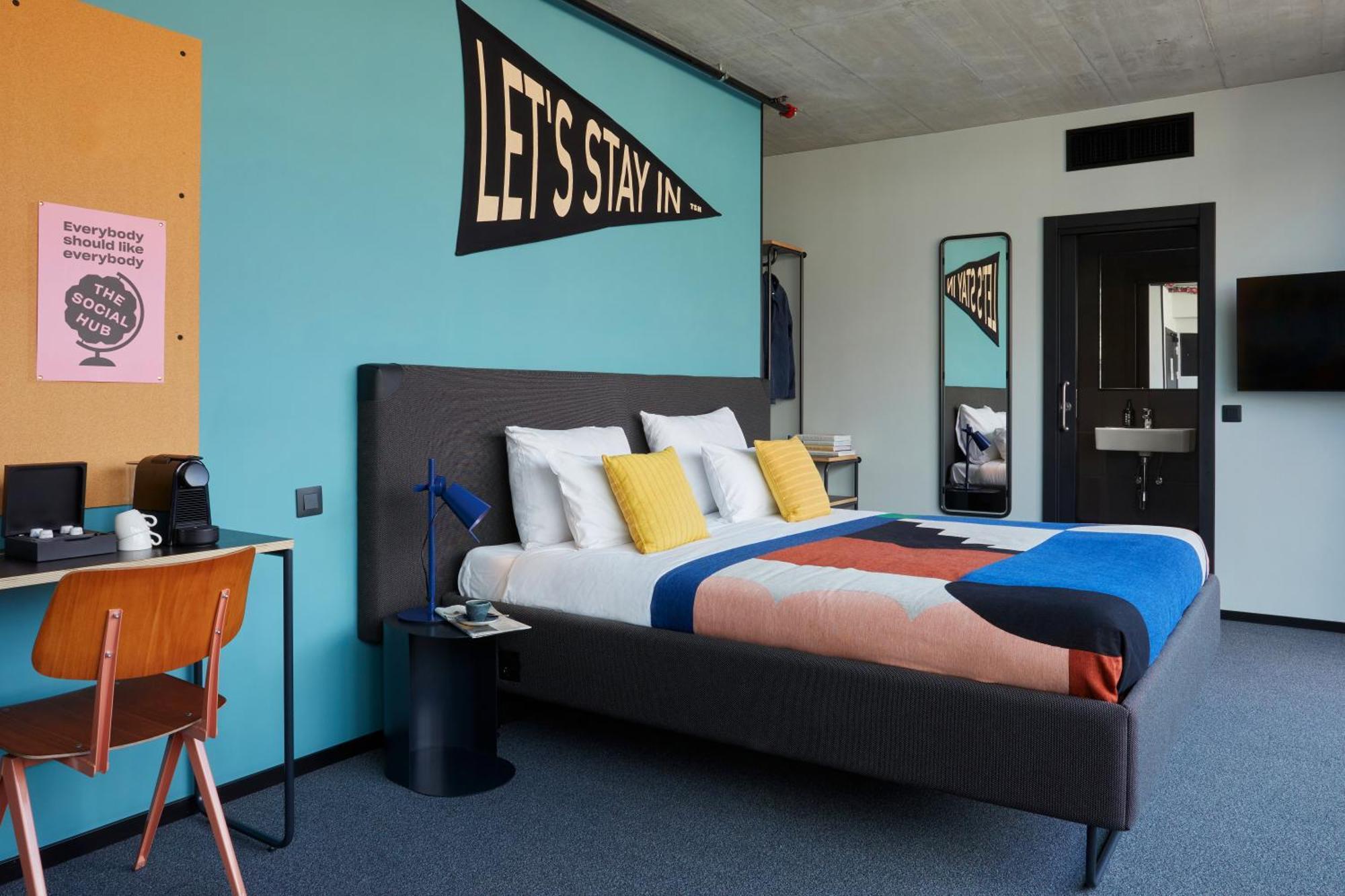 Tsh Hotel