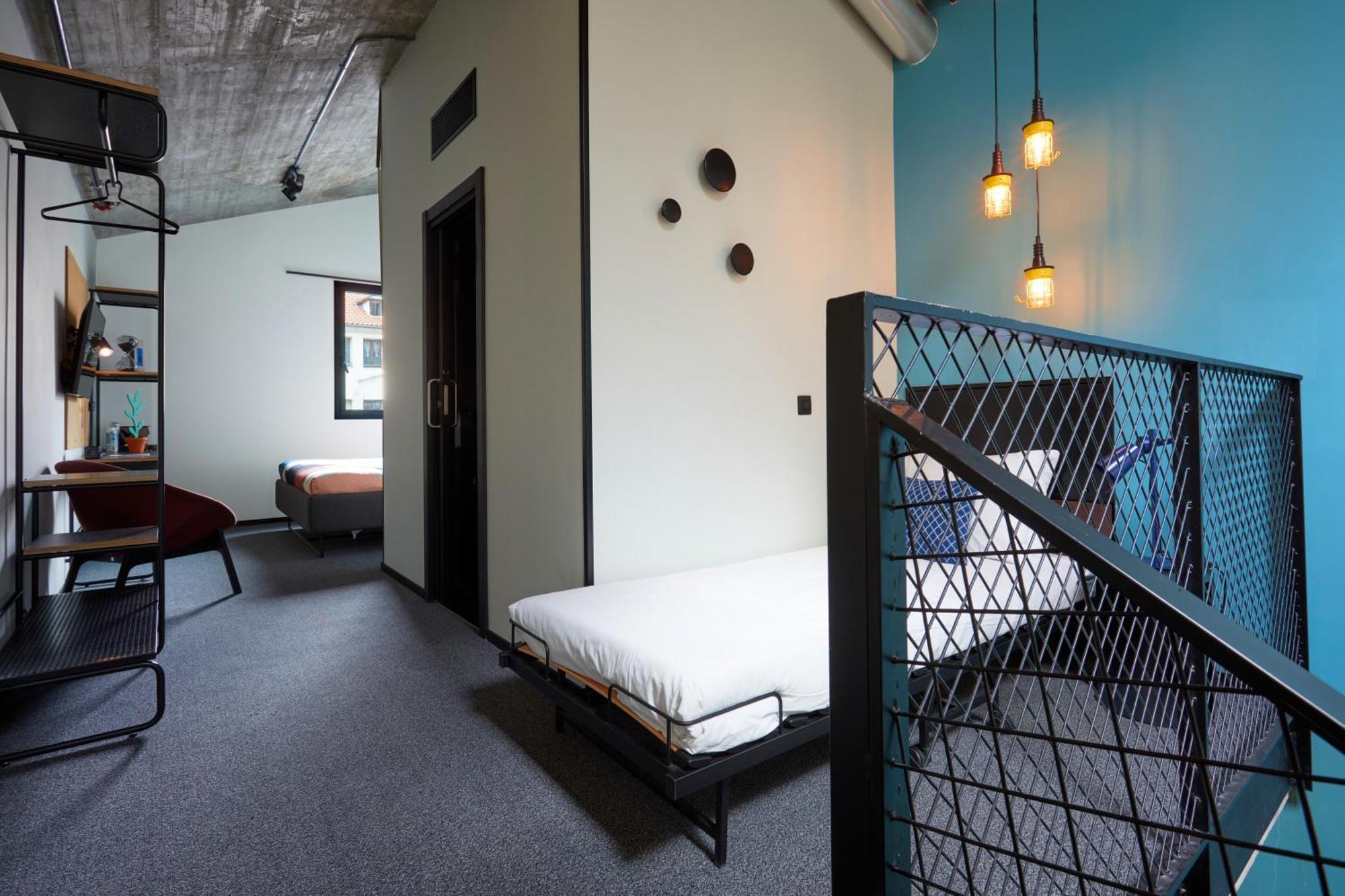 Hotel Tsh