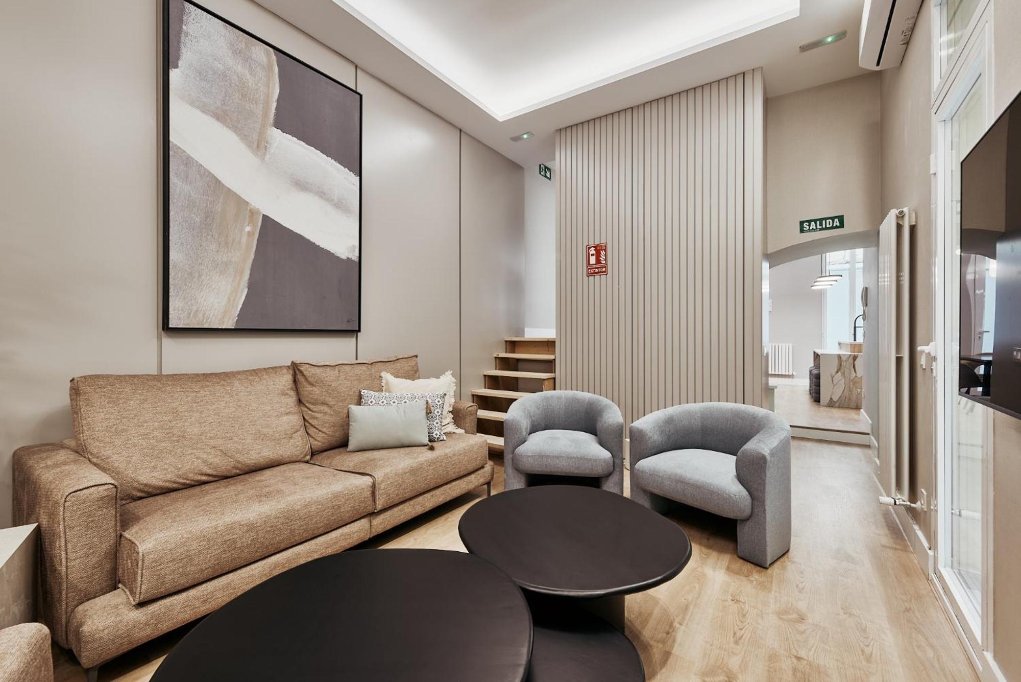 Fuencarral Living 7br 7bh * Madrid