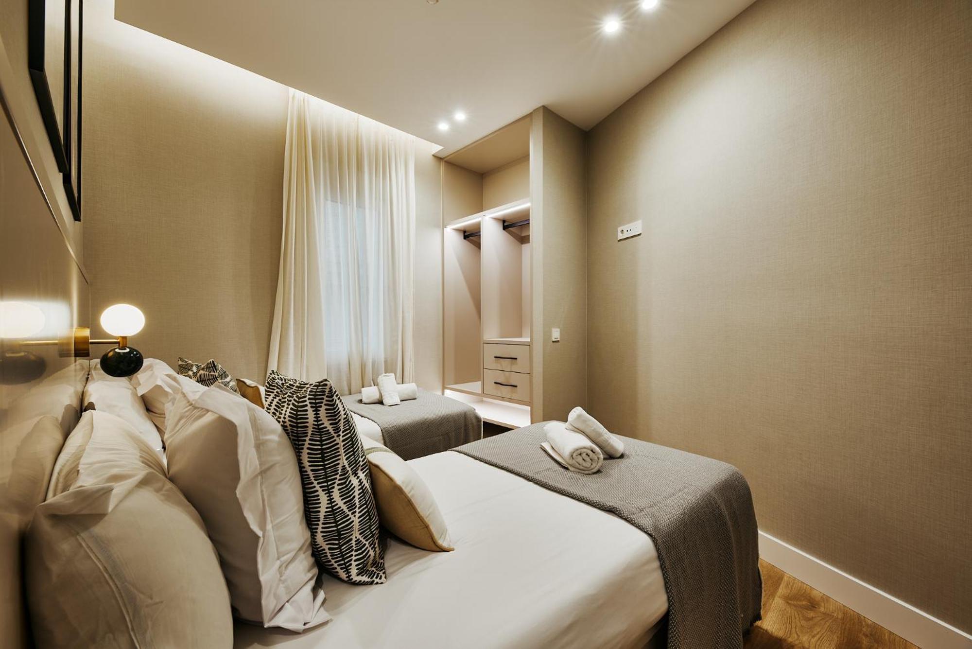 Fuencarral Living 7br 7bh Сasa de vacaciones *