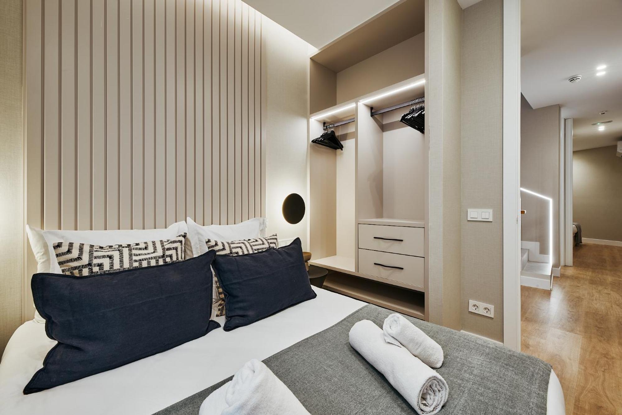 Fuencarral Living 7br 7bh *
