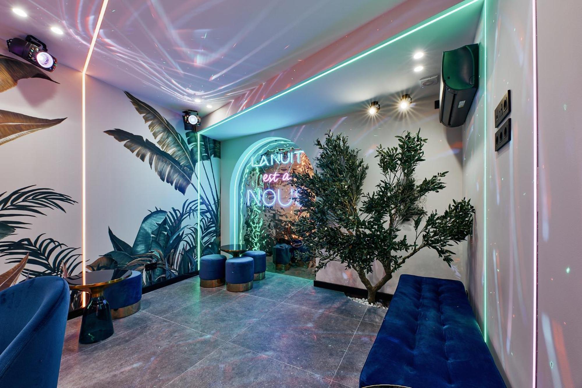 Fuencarral Living 7br 7bh Holiday home Madrid