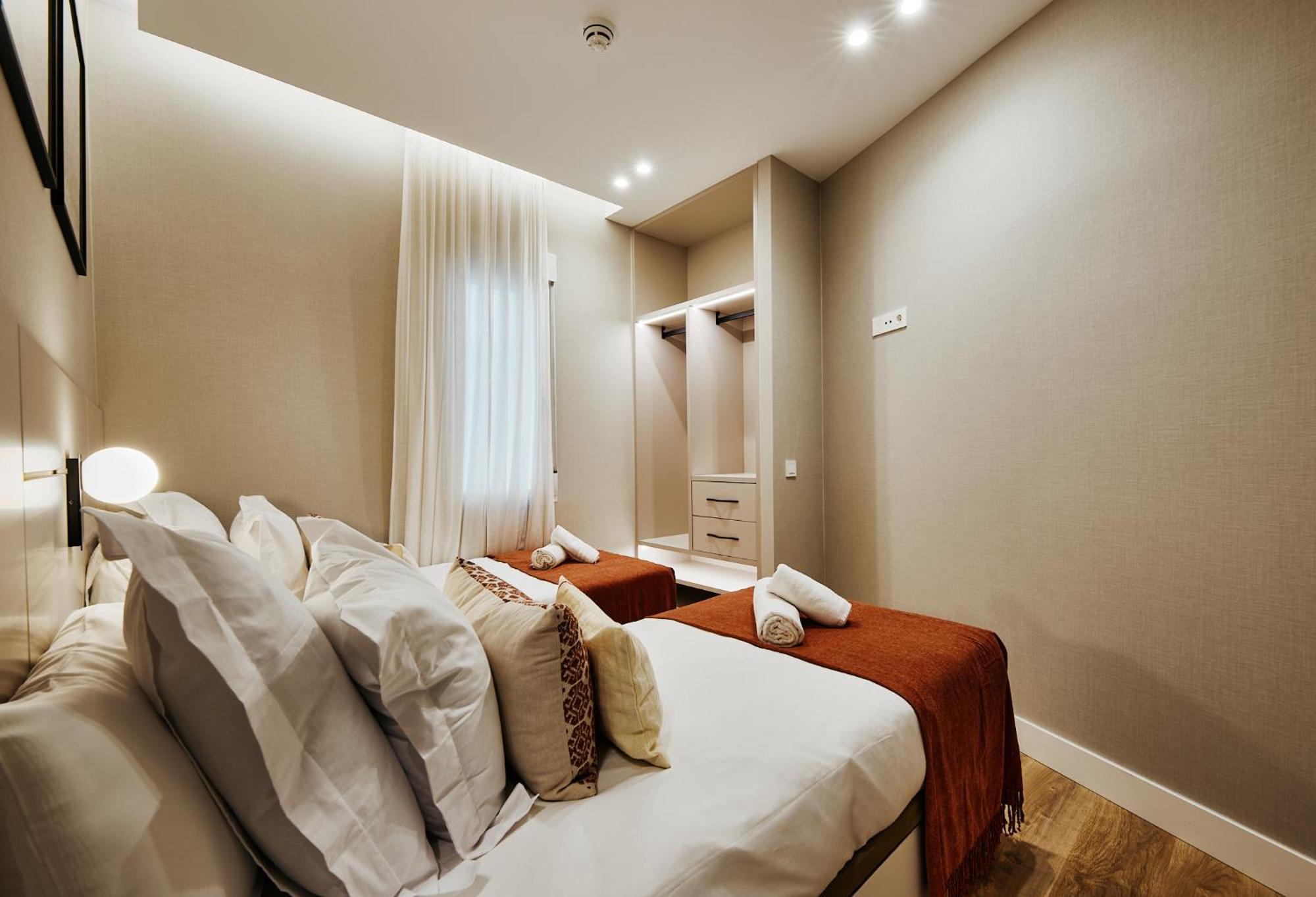 Fuencarral Living 7br 7bh *