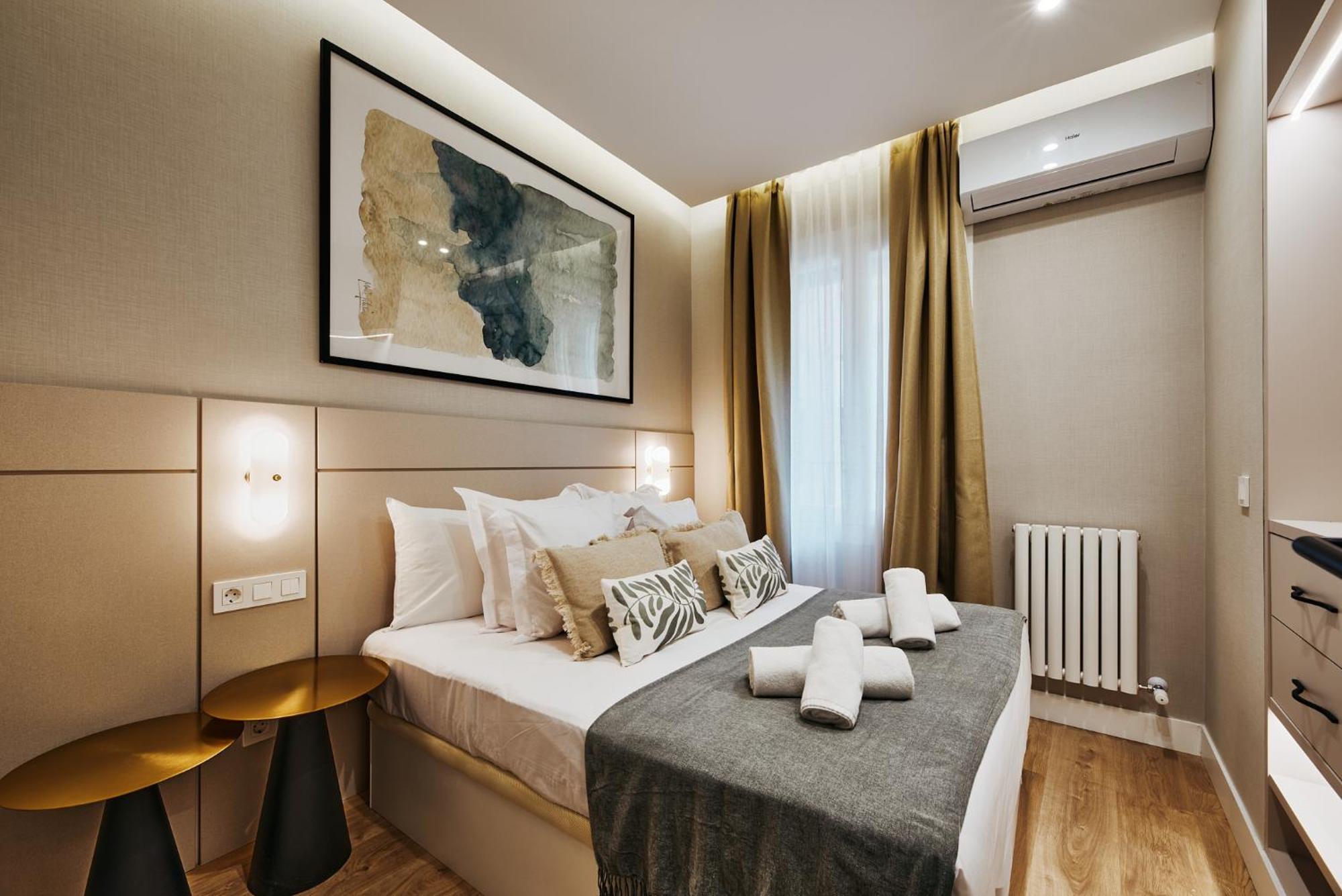 Fuencarral Living 7br 7bh Madrid